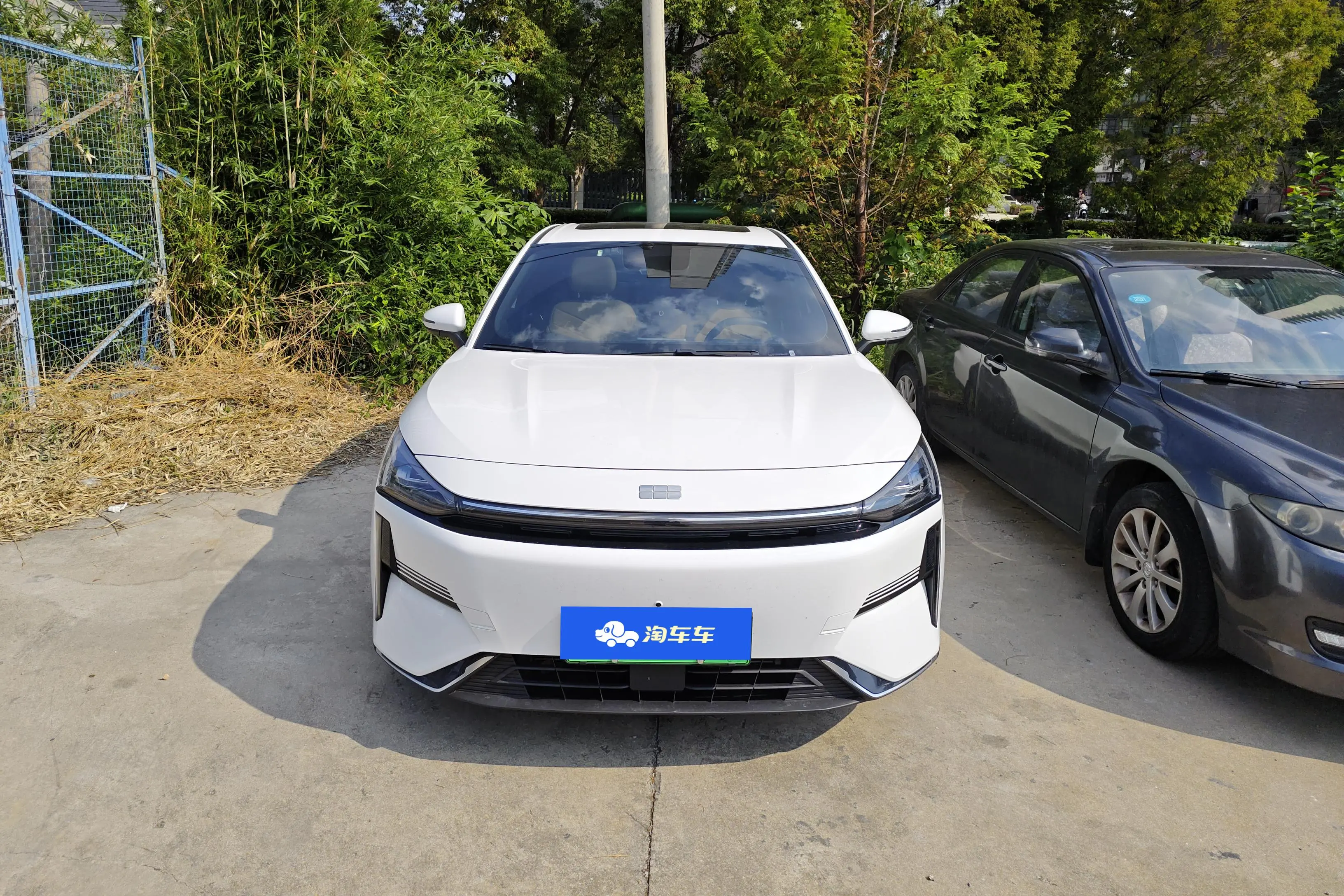 Geely Galaxy L6  из Китая