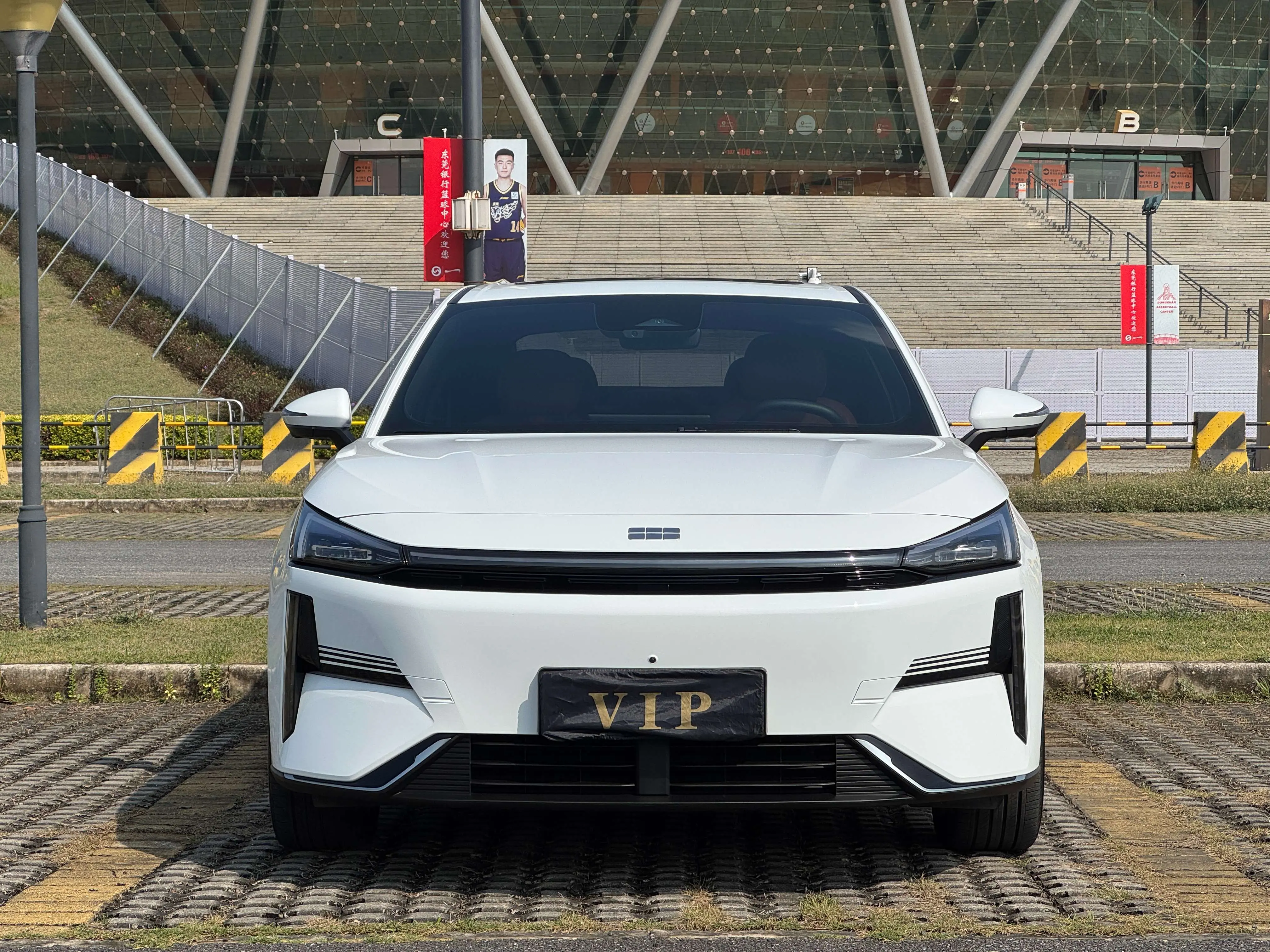 Geely Galaxy L6  из Китая