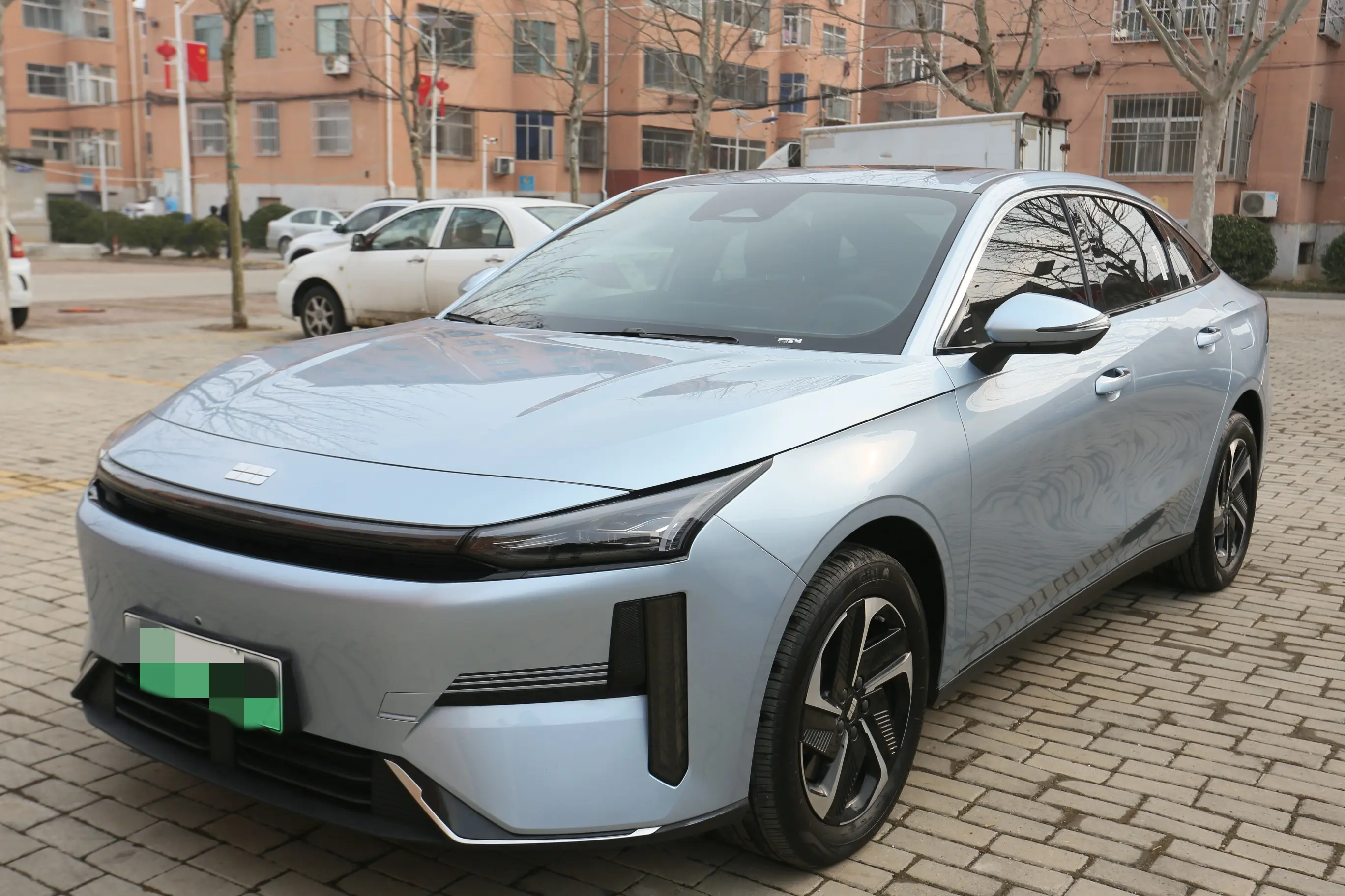 Geely Galaxy L6  из Китая