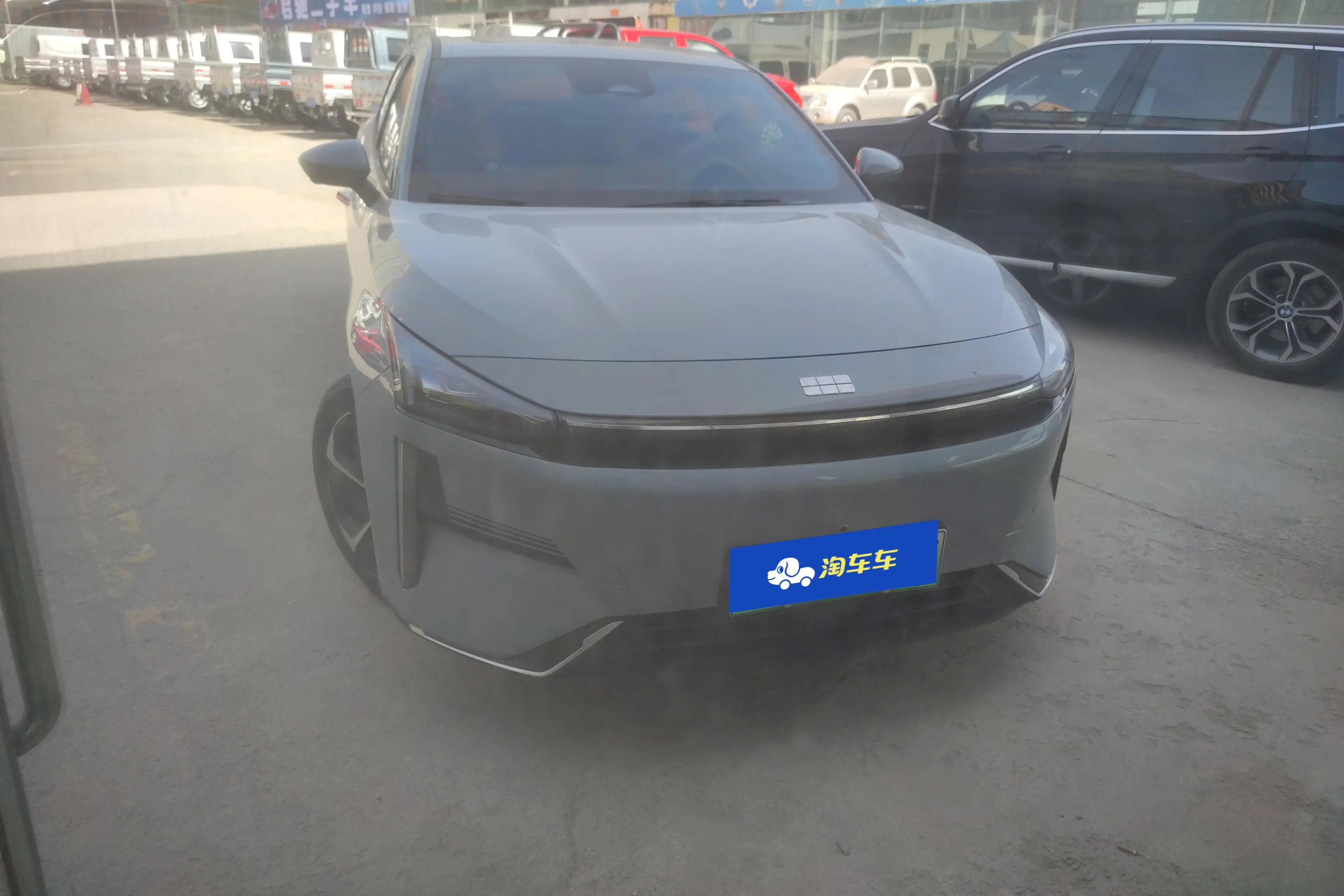 Geely Galaxy L6  из Китая