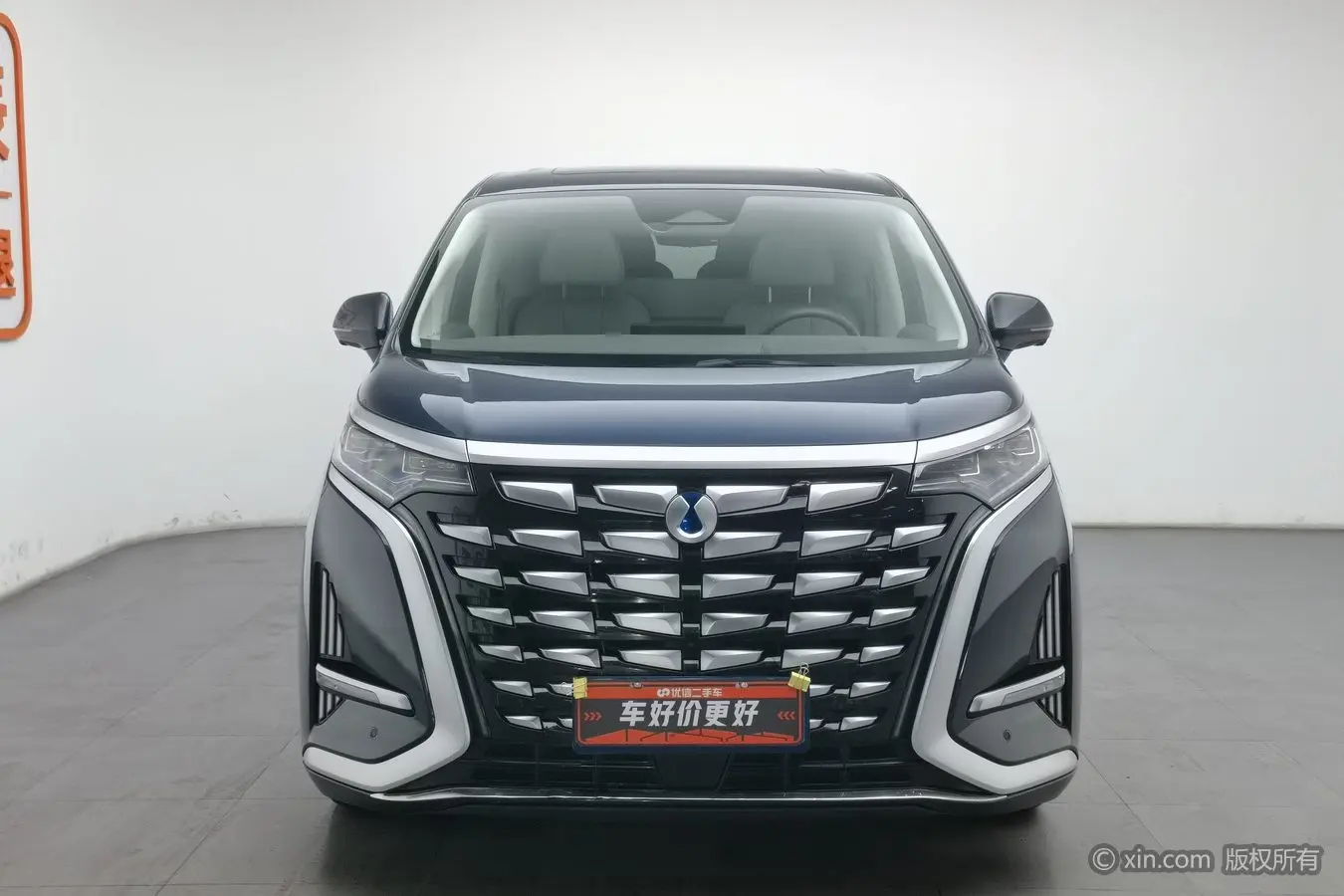 Denza D9 DM  из Китая