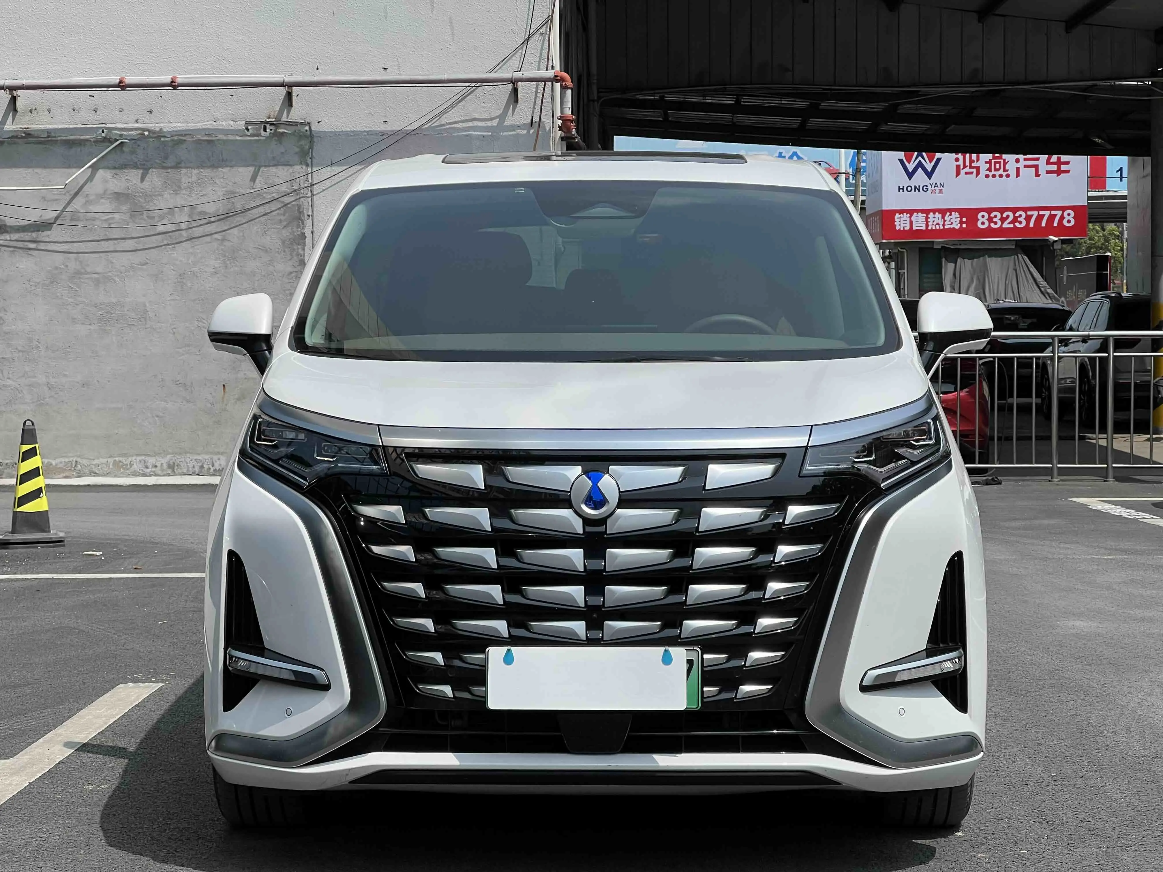 Denza D9 DM  из Китая