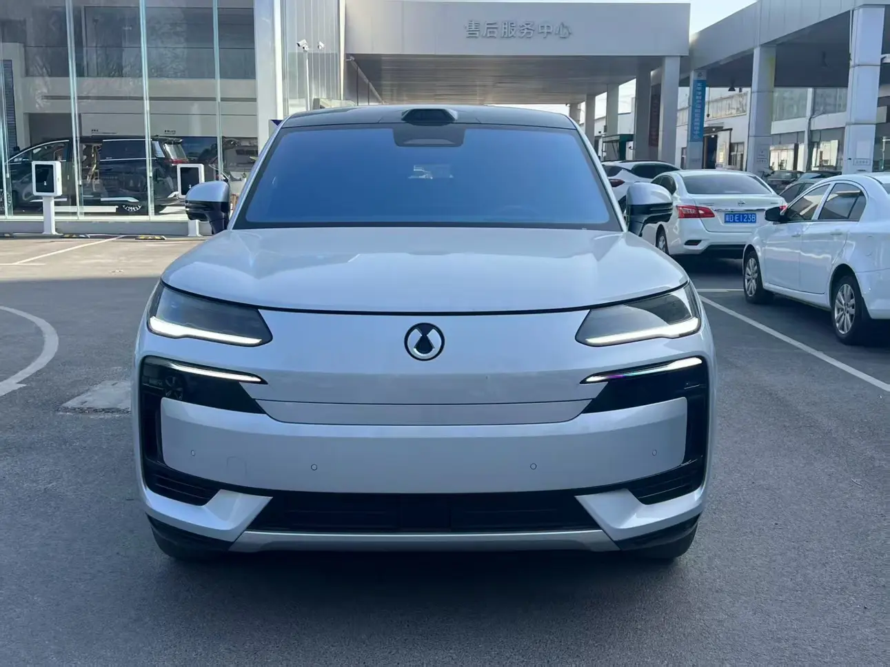 Denza Tengzhong N9 DM  из Китая