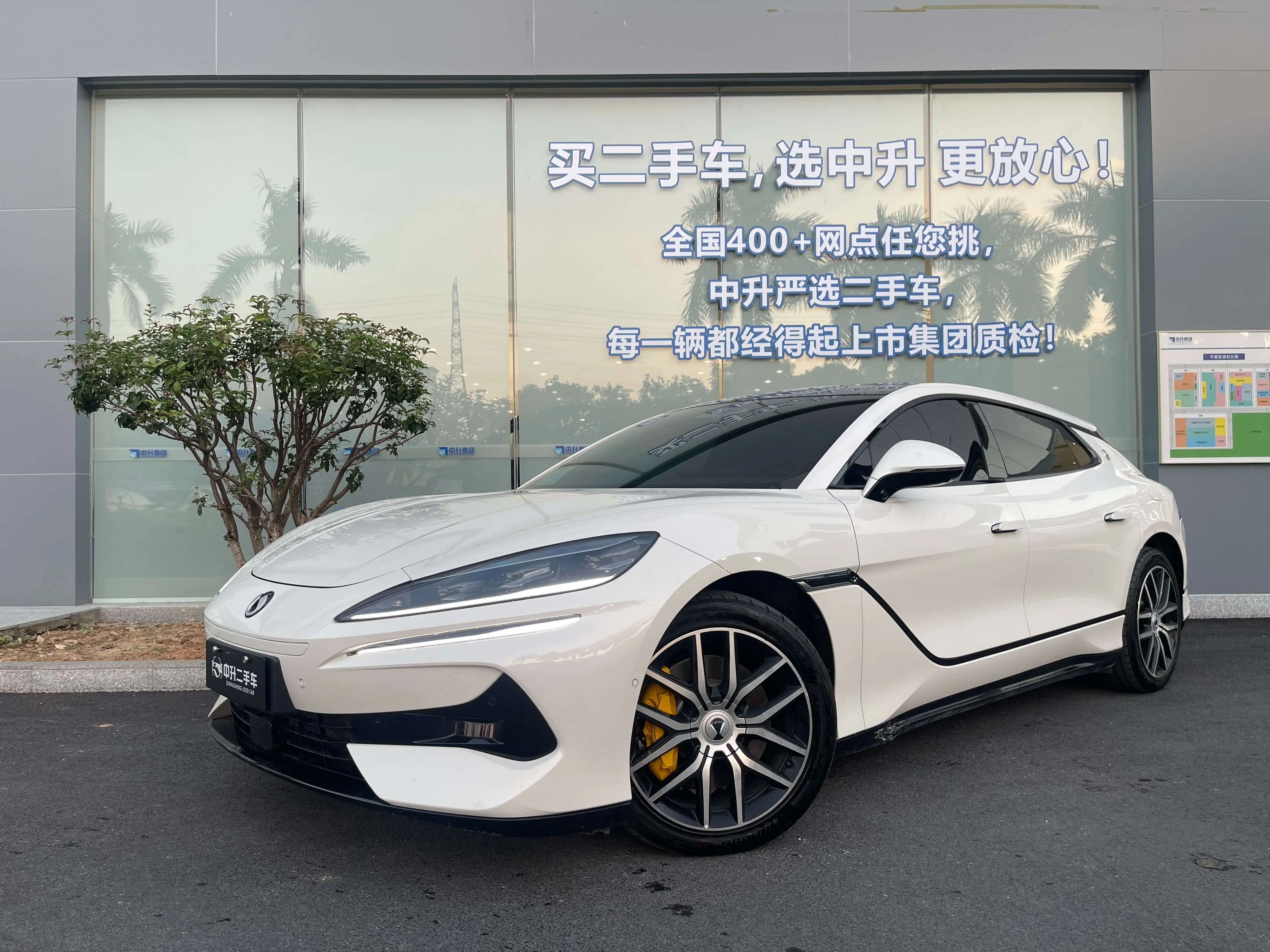 Denza DENGZH9GT DM  из Китая