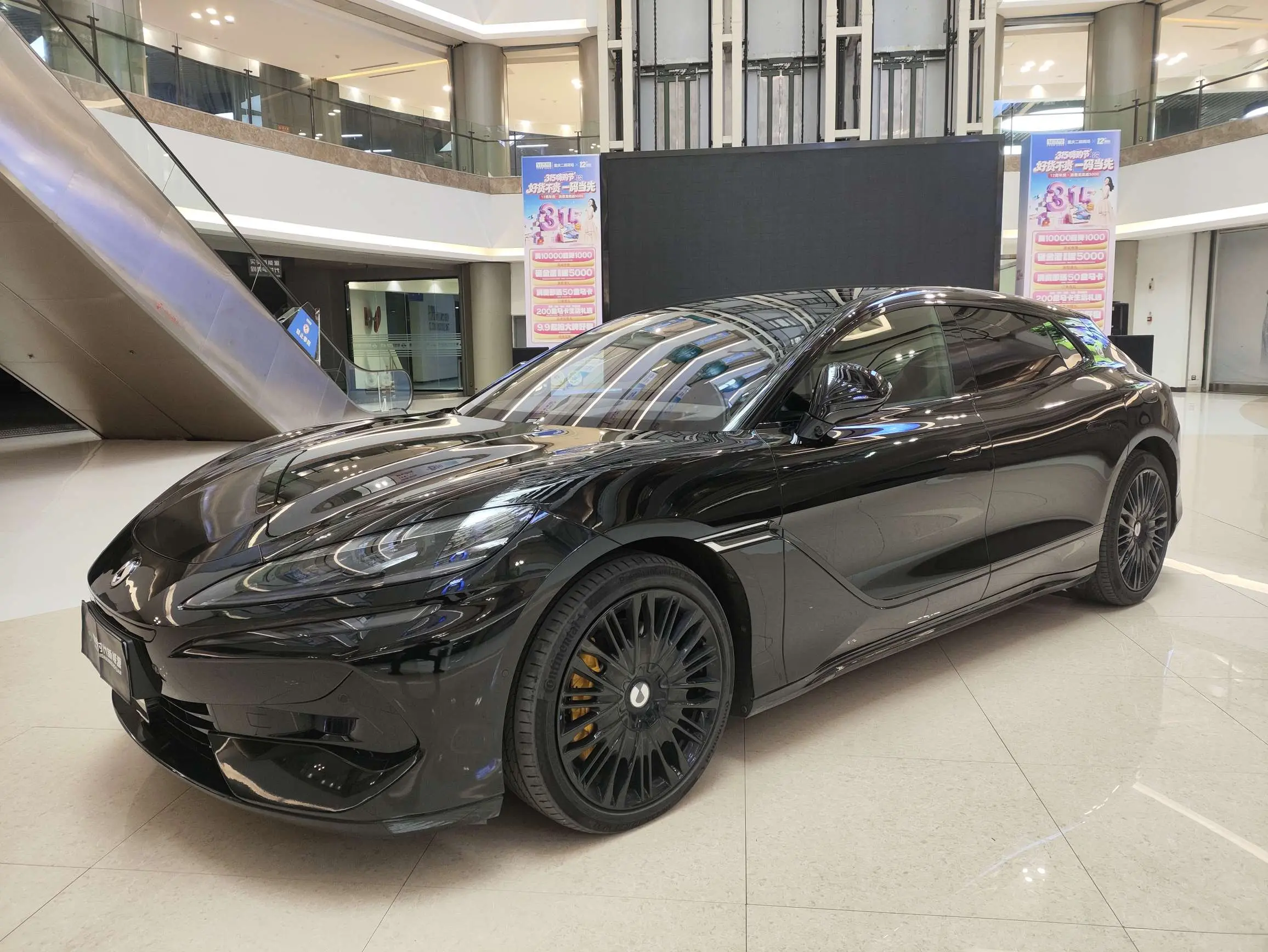 Denza DENGZH9GT DM  из Китая