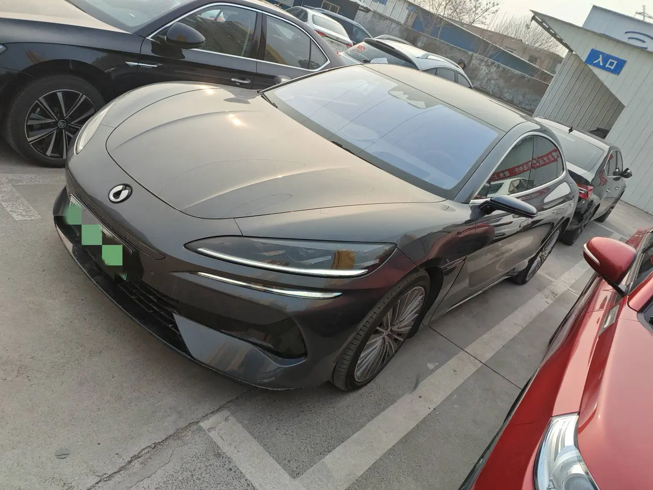 Denza Tengzhong Z9 DM  из Китая