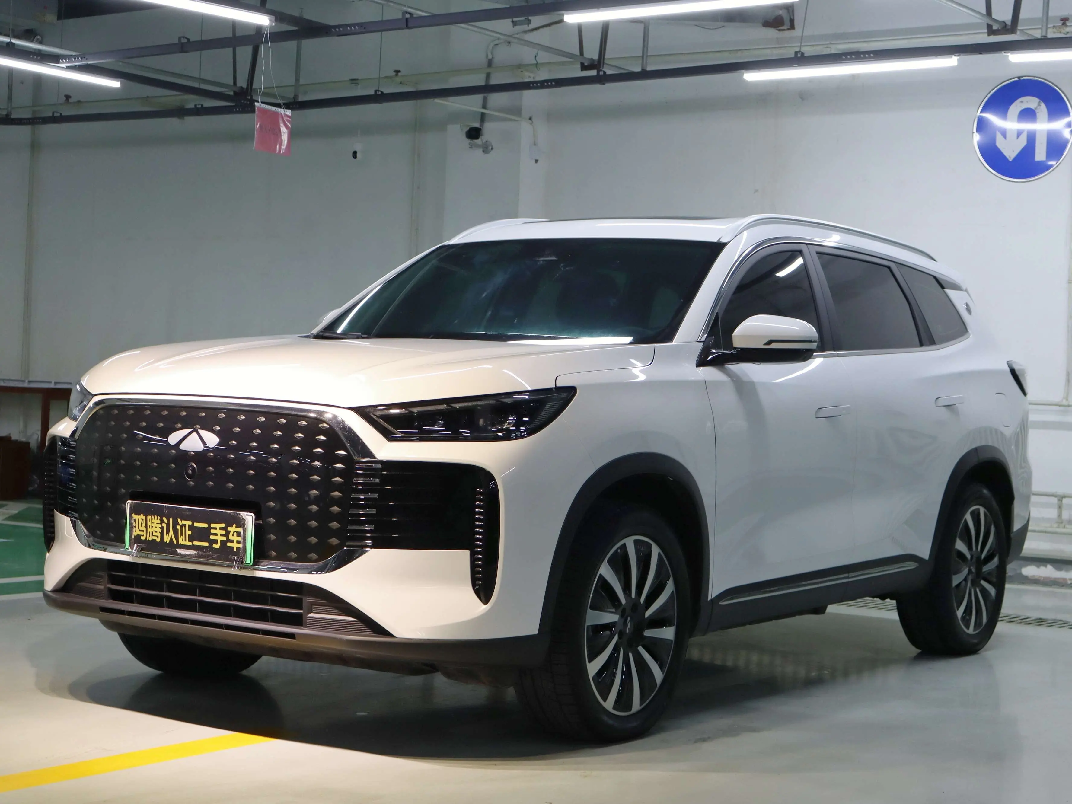 Chery Fengyun T8  из Китая