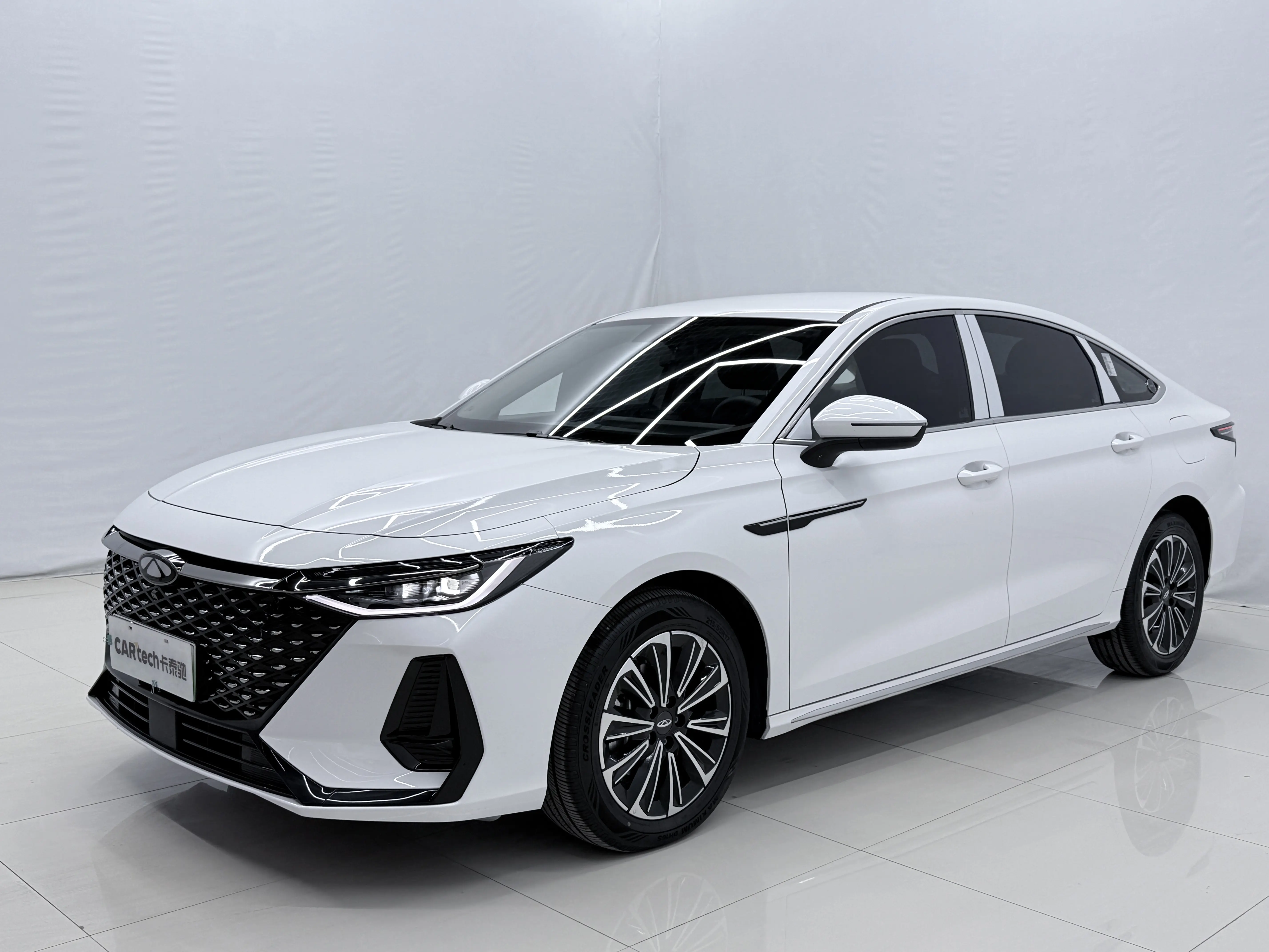 Chery Fengyun A8  из Китая