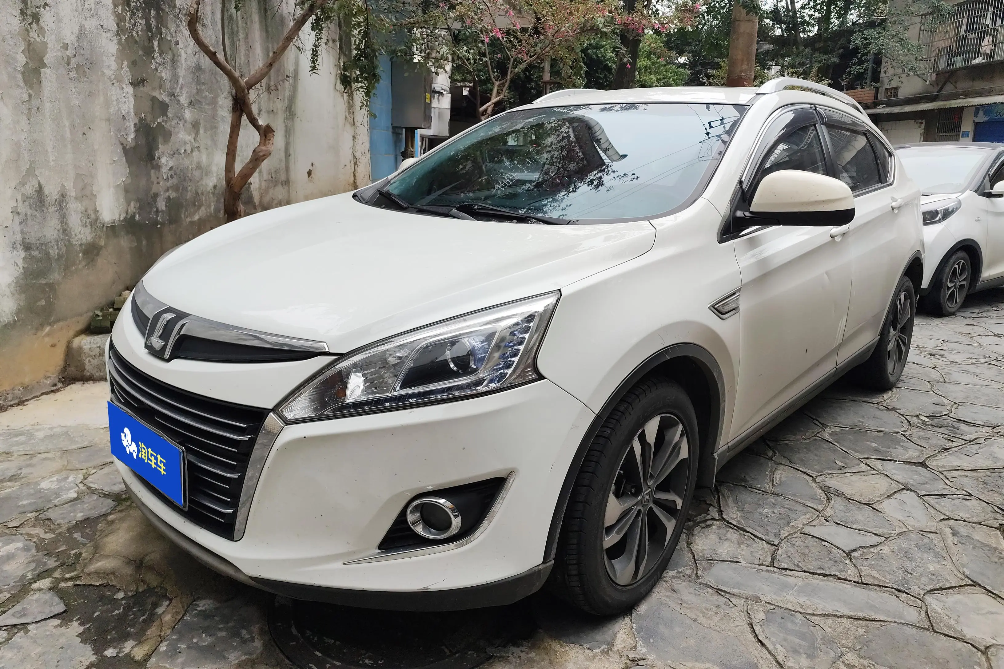 Nazhijie You6 SUV  из Китая