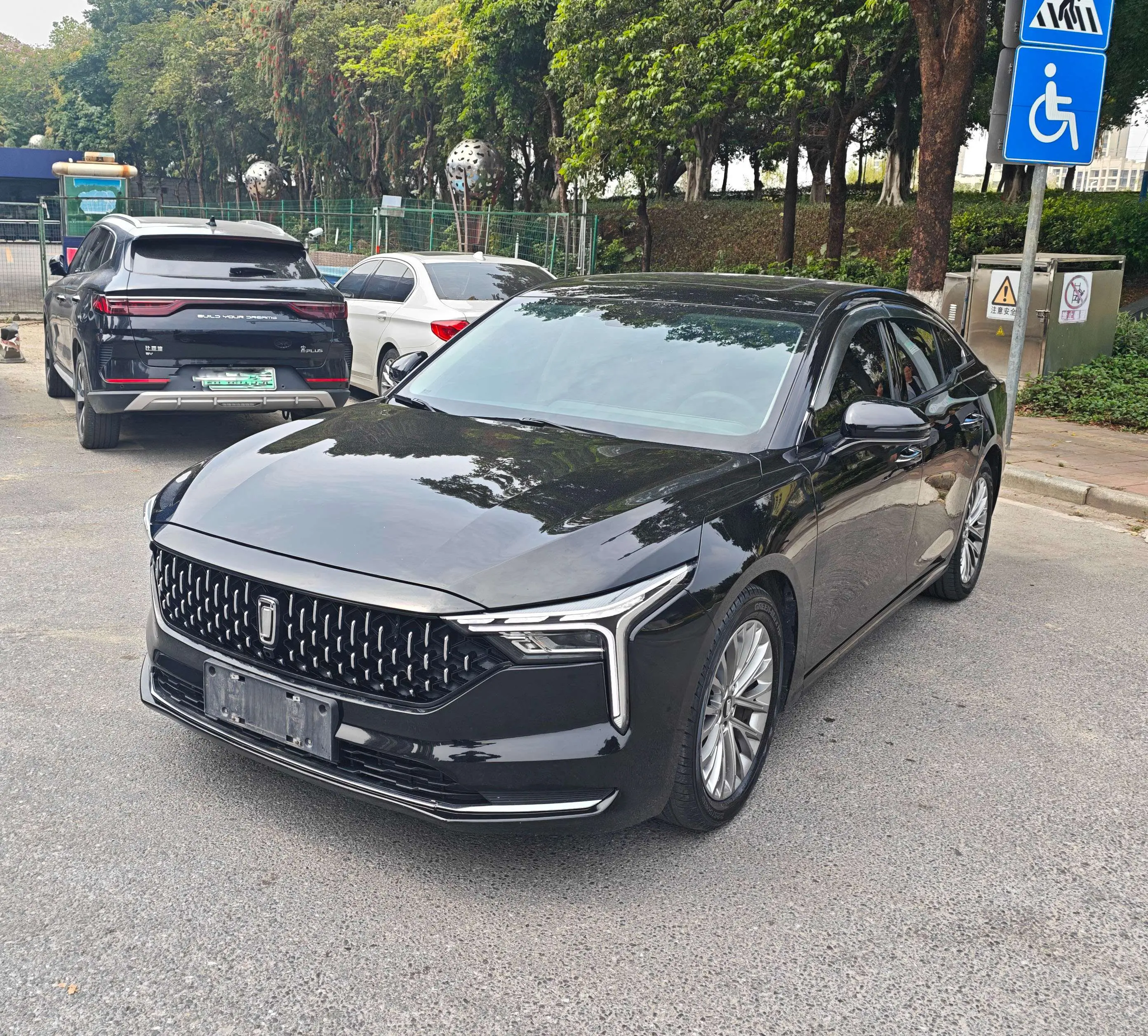 FAW Bestune B70 (Besturn B70)  из Китая