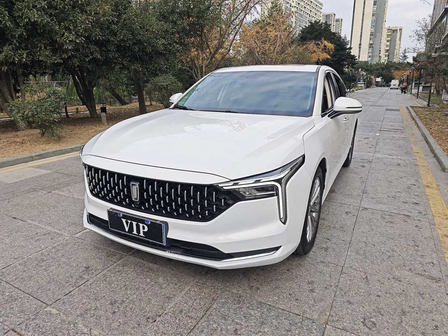 FAW Bestune B70 (Besturn B70)  из Китая