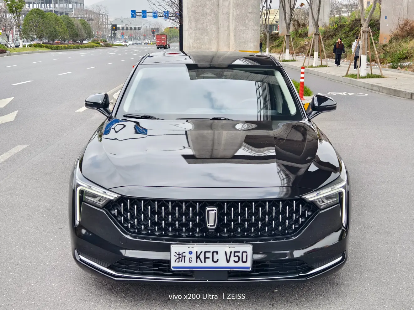 FAW Bestune B70 (Besturn B70)  из Китая