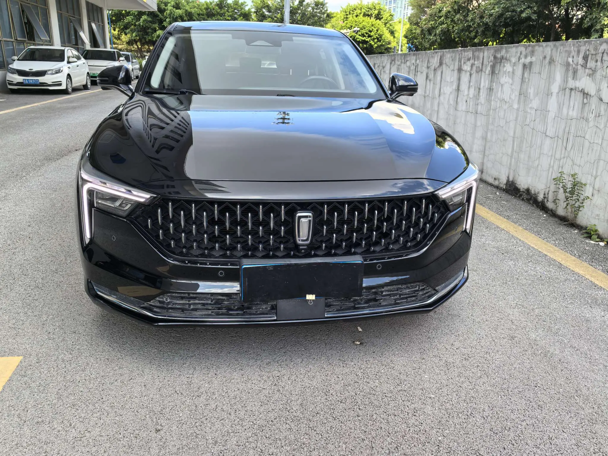 FAW Bestune B70 (Besturn B70)  из Китая