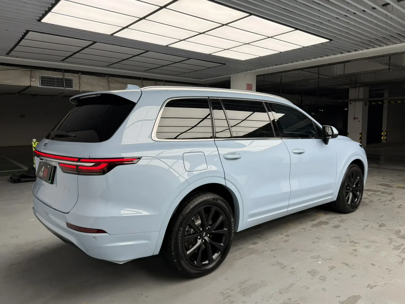 Li ONE (Ideal ONE)  из Китая