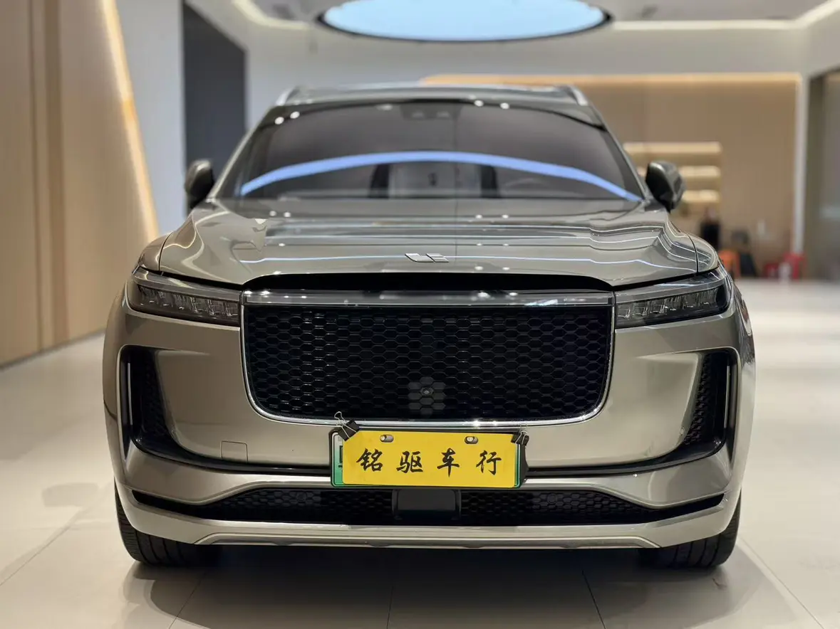 Li ONE (Ideal ONE)  из Китая