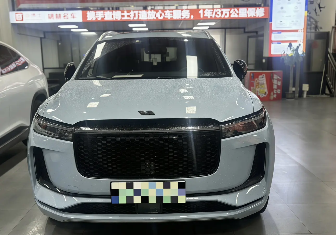 Li ONE (Ideal ONE)  из Китая