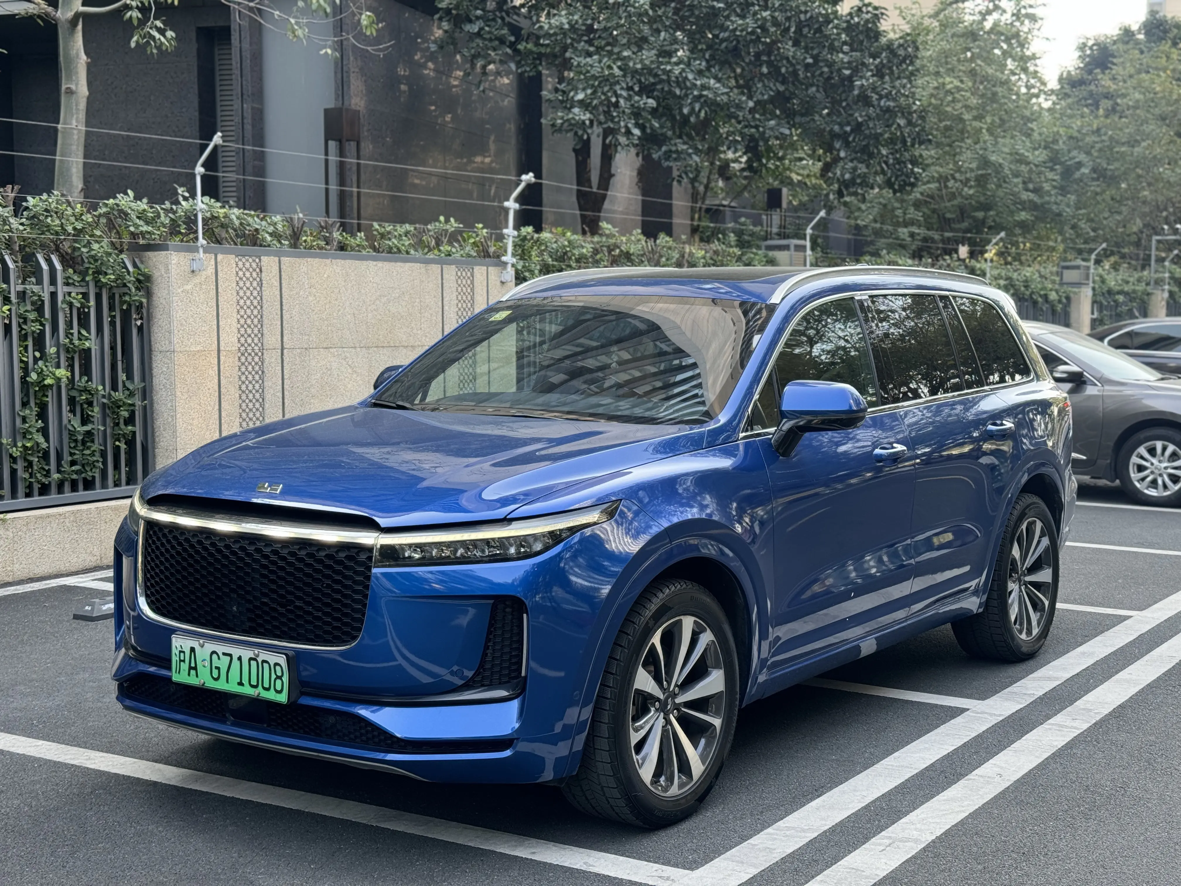 Li ONE (Ideal ONE)  из Китая