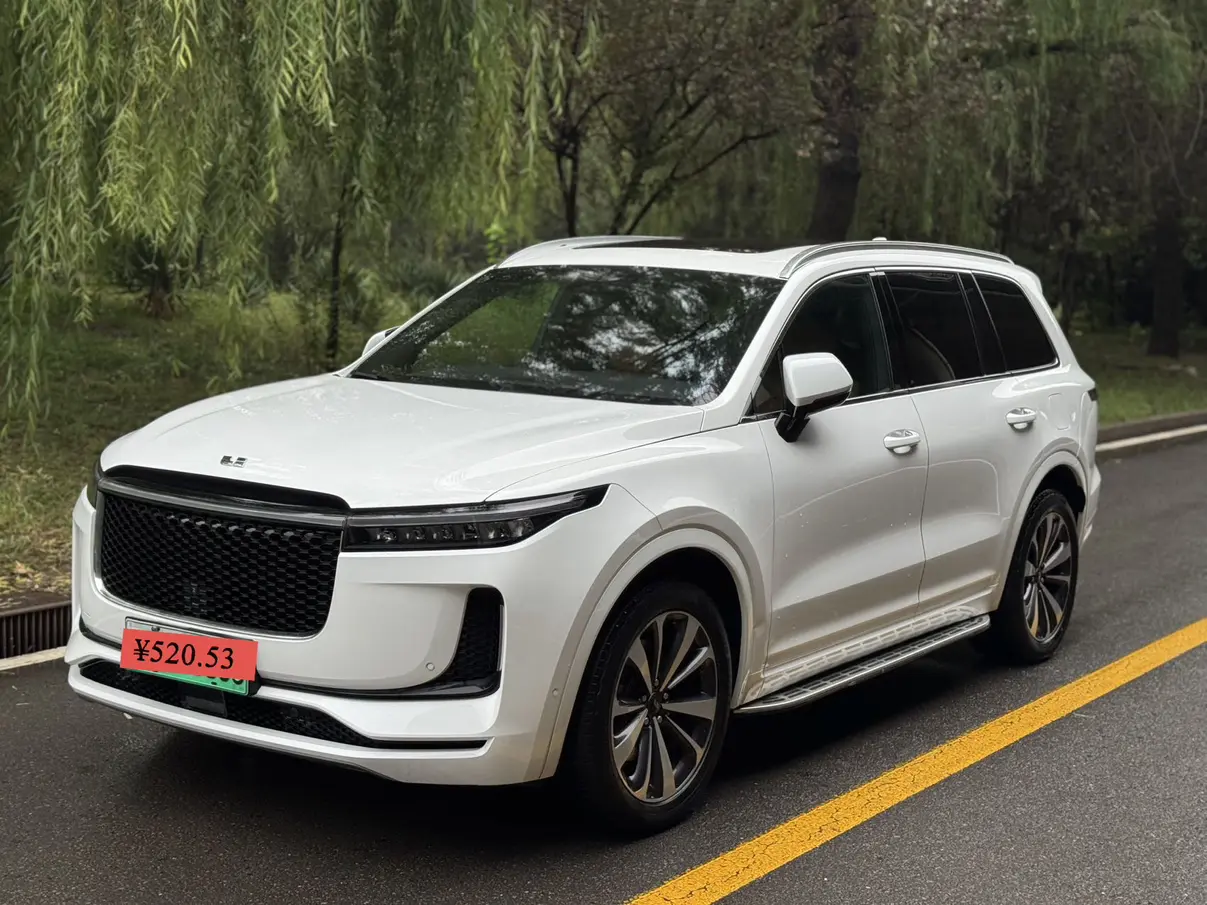 Li ONE (Ideal ONE)  из Китая