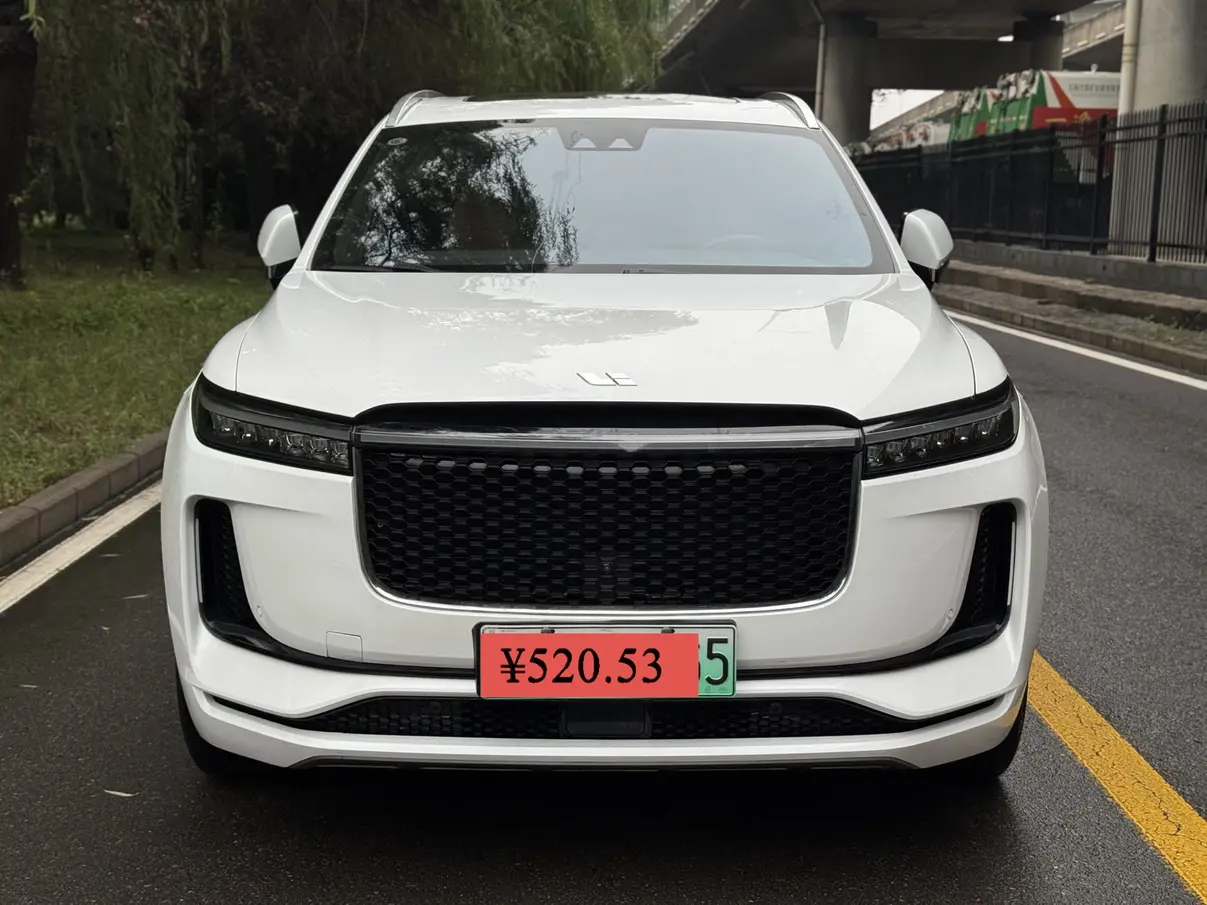 Li ONE (Ideal ONE)  из Китая