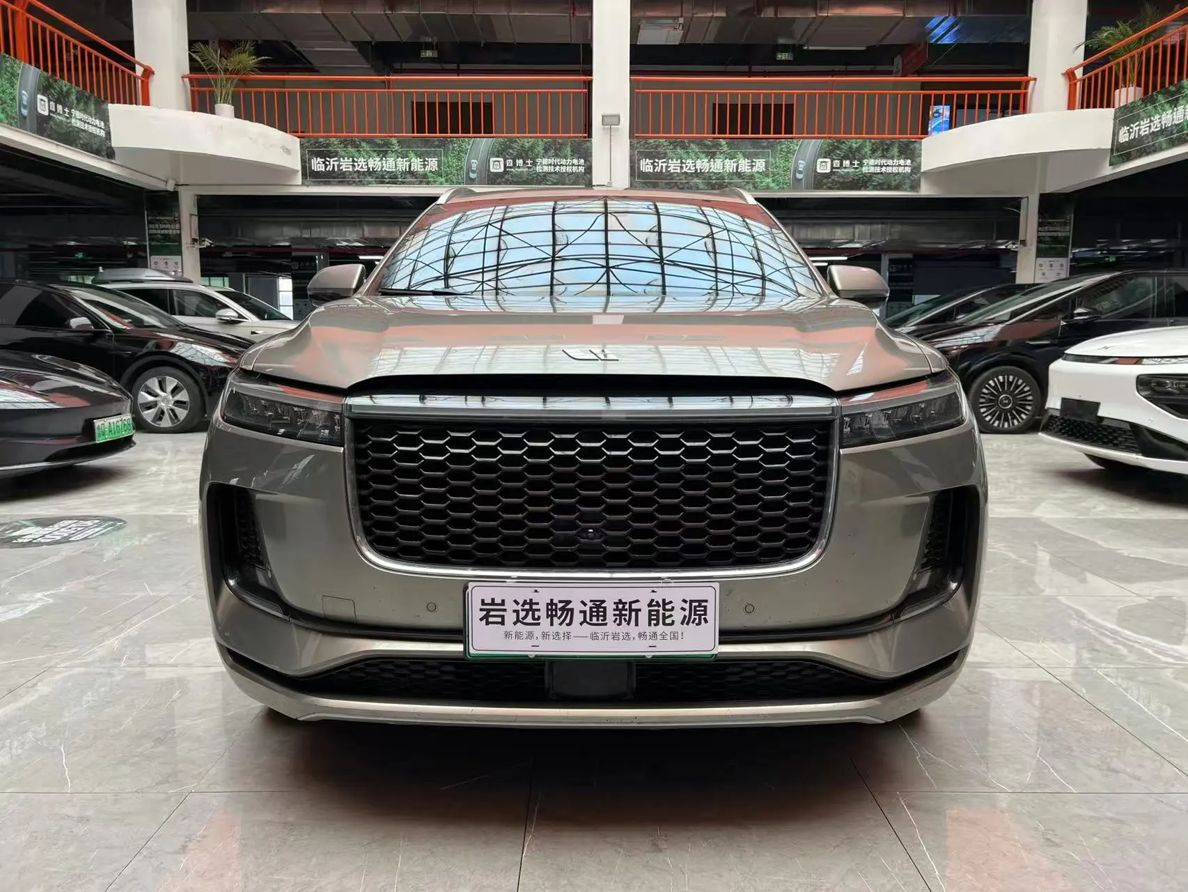 Li ONE (Ideal ONE)  из Китая