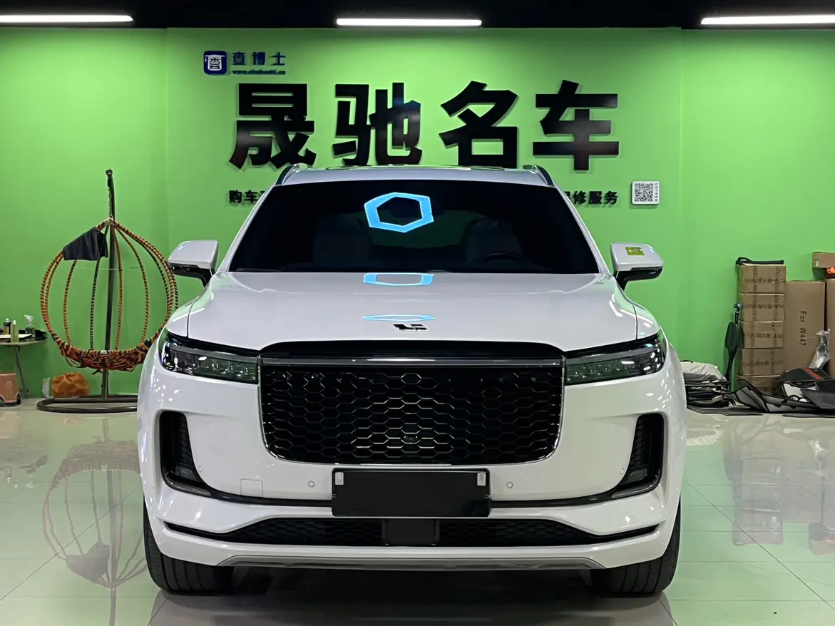 Li ONE (Ideal ONE)  из Китая