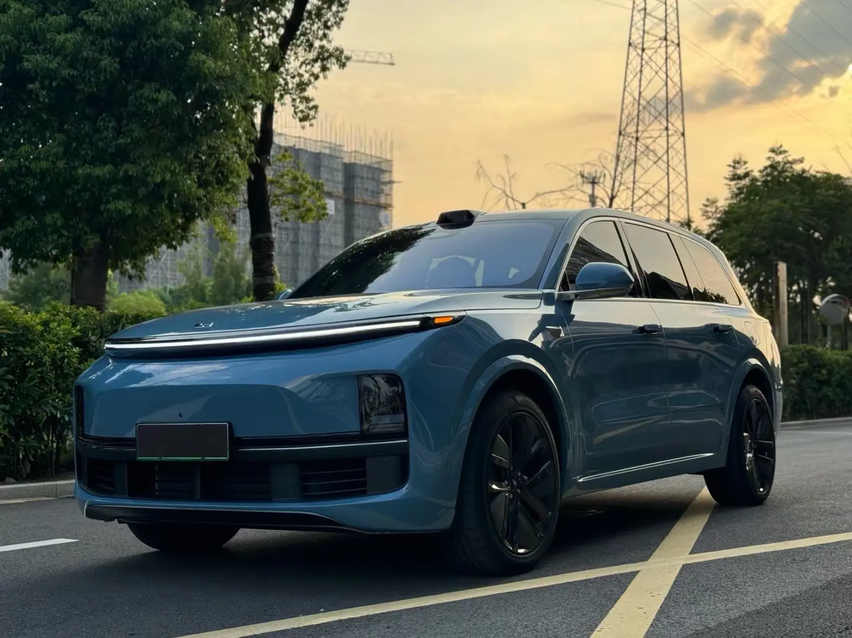 Li L9 (Ideal L9)  из Китая