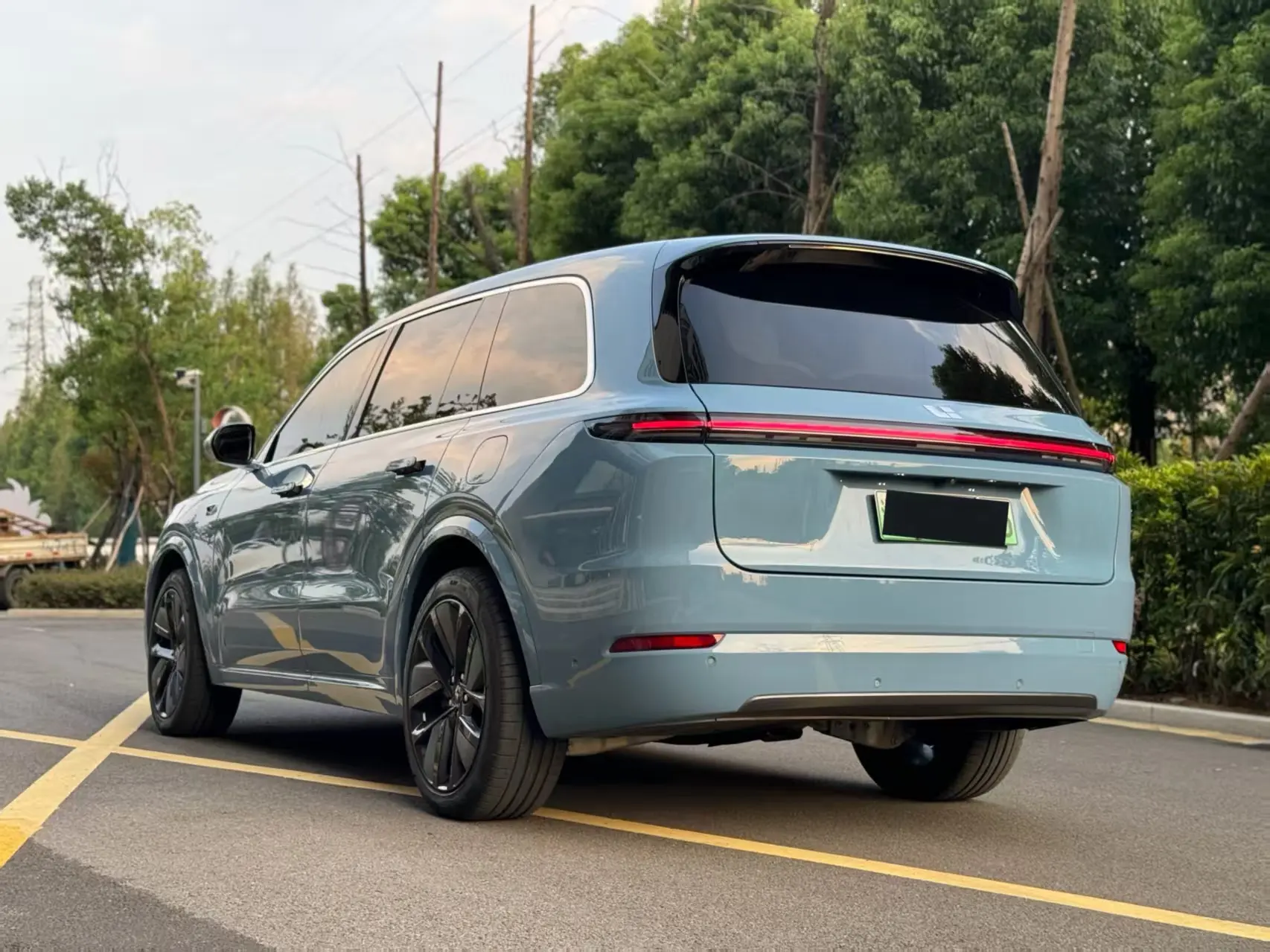 Li L9 (Ideal L9)  из Китая