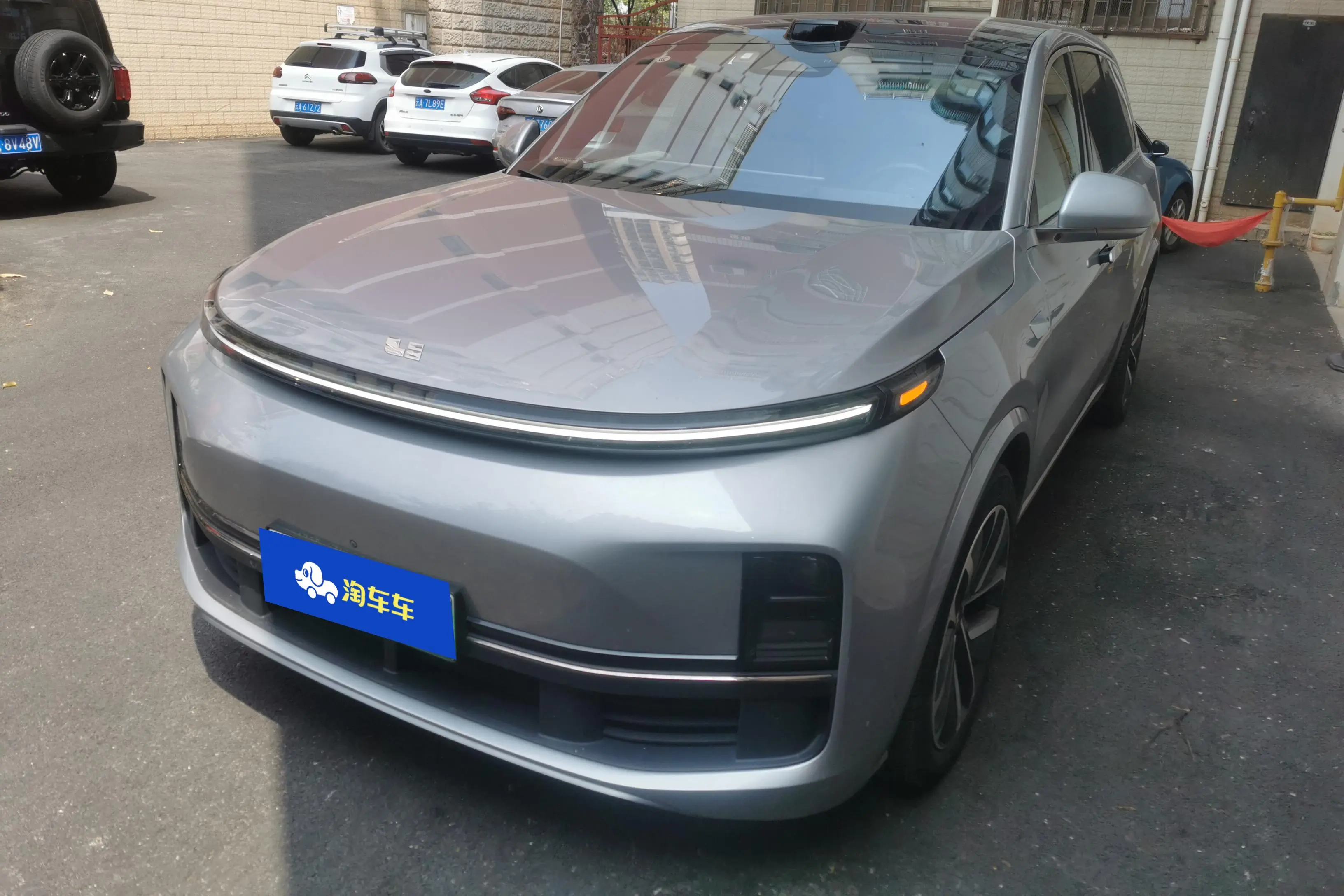 Li L9 (Ideal L9)  из Китая