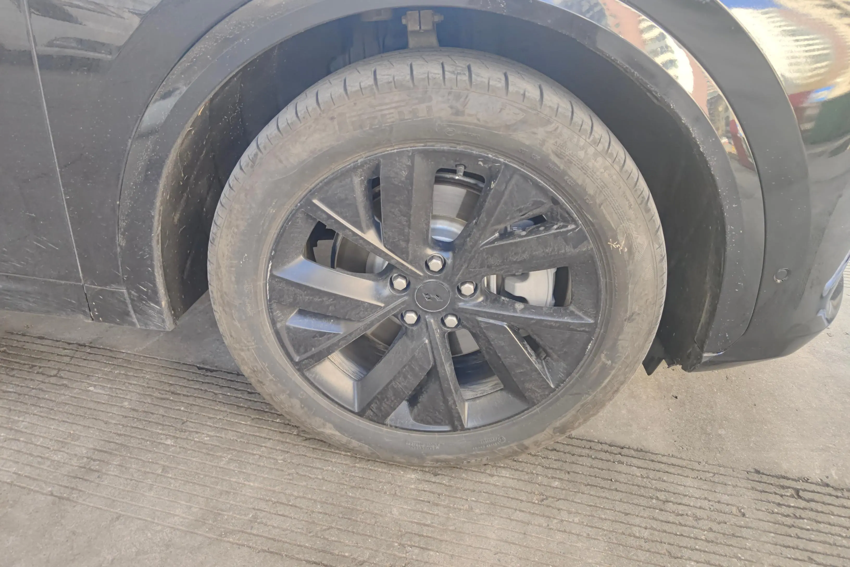 Li L7 (Ideal L7)  из Китая