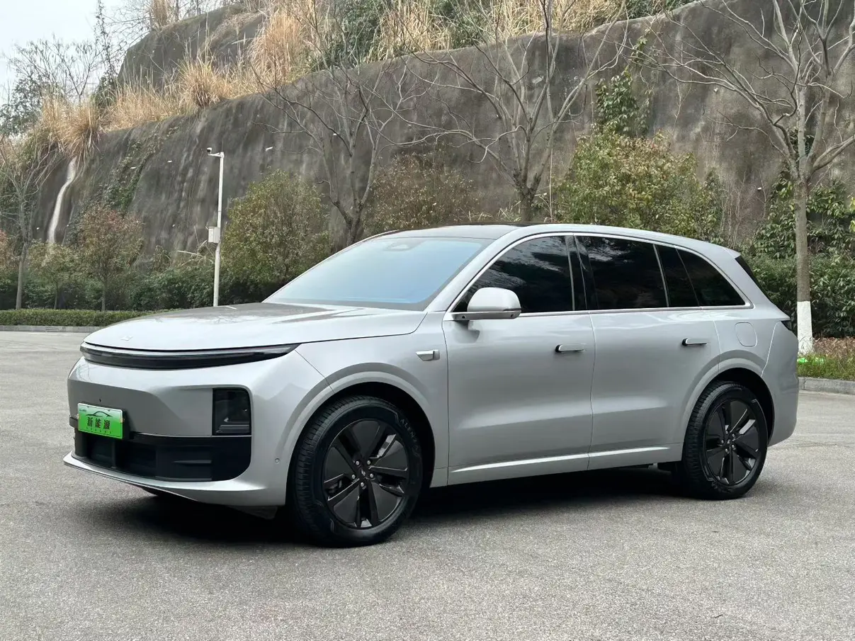 Li L6 (Ideal L6)  из Китая