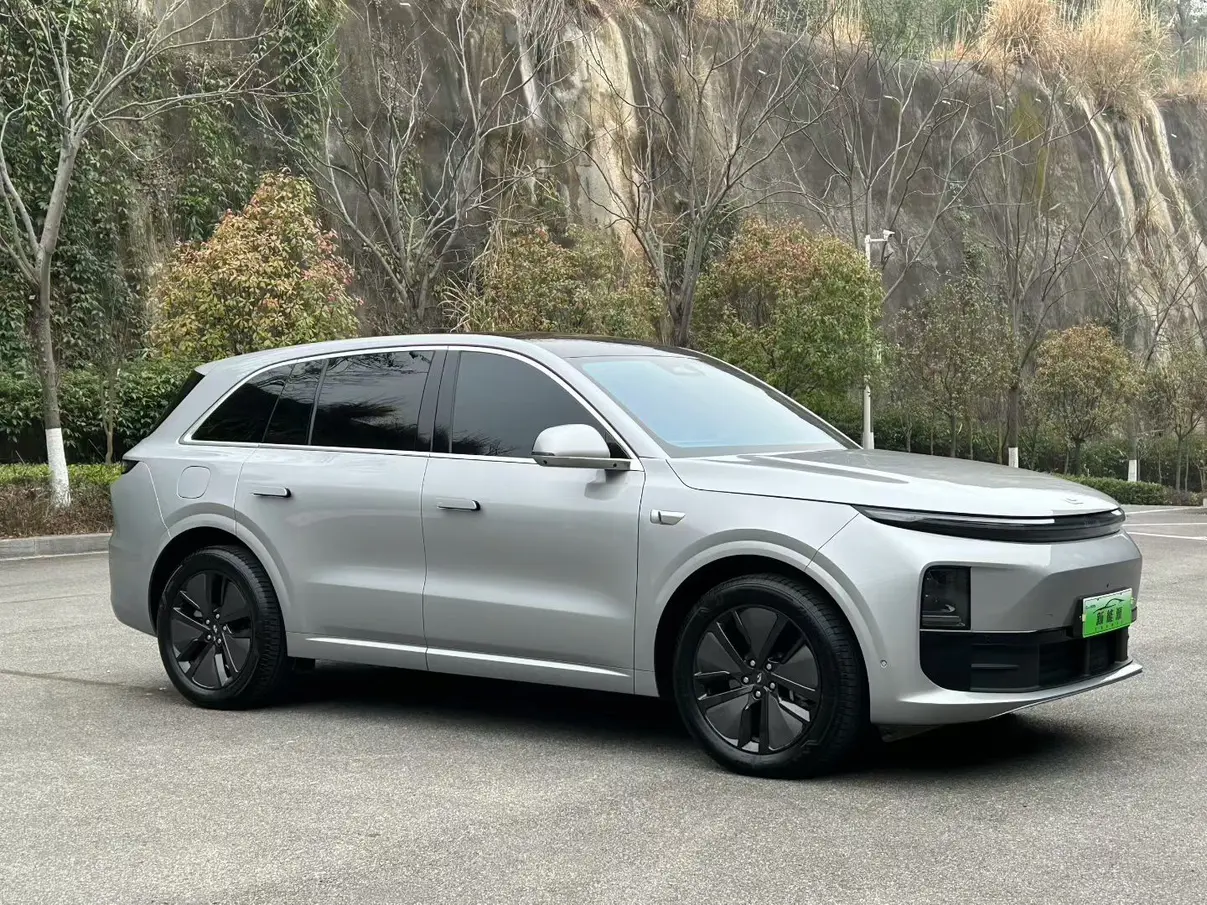 Li L6 (Ideal L6)  из Китая