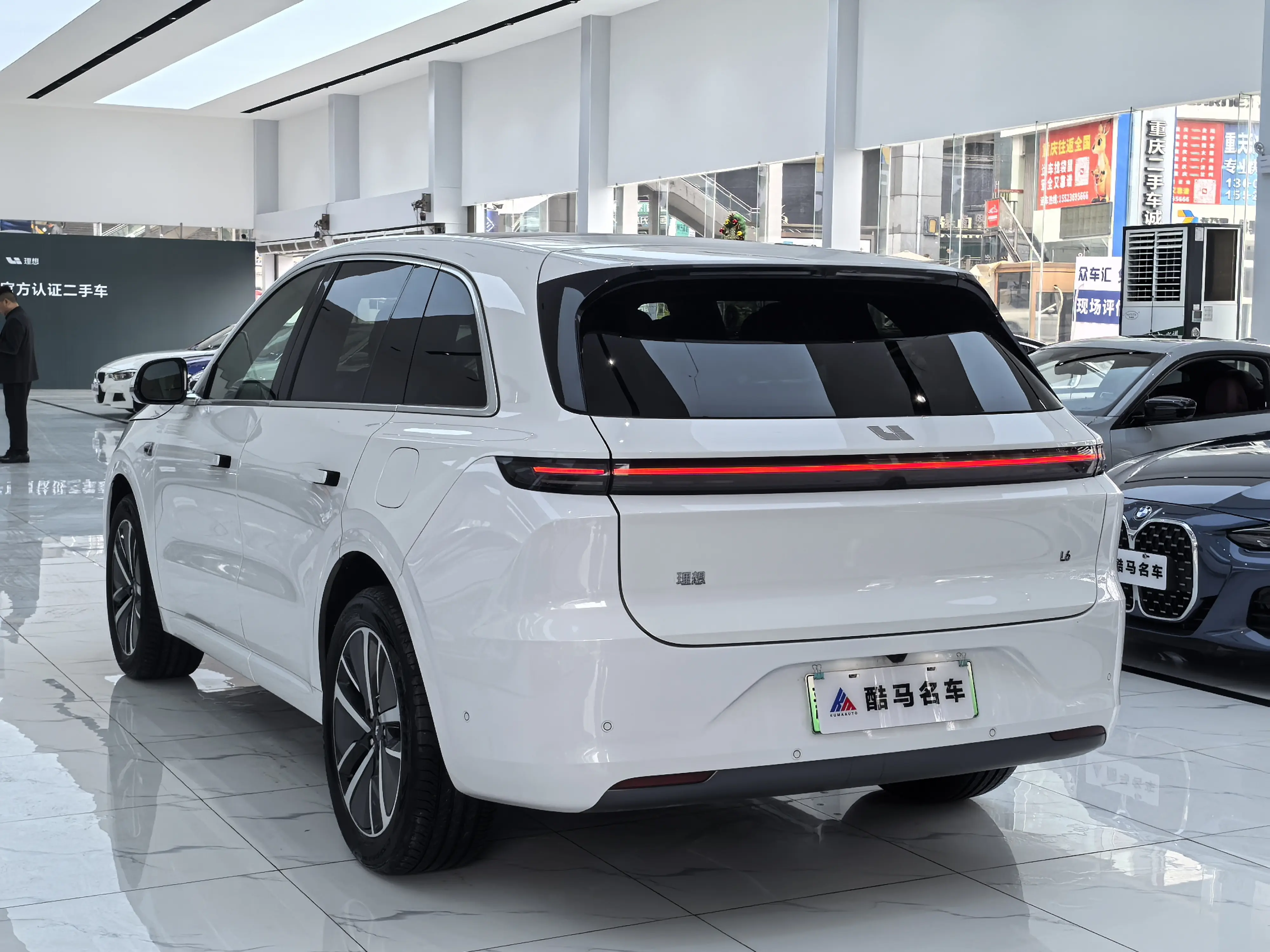 Li L6 (Ideal L6)  из Китая