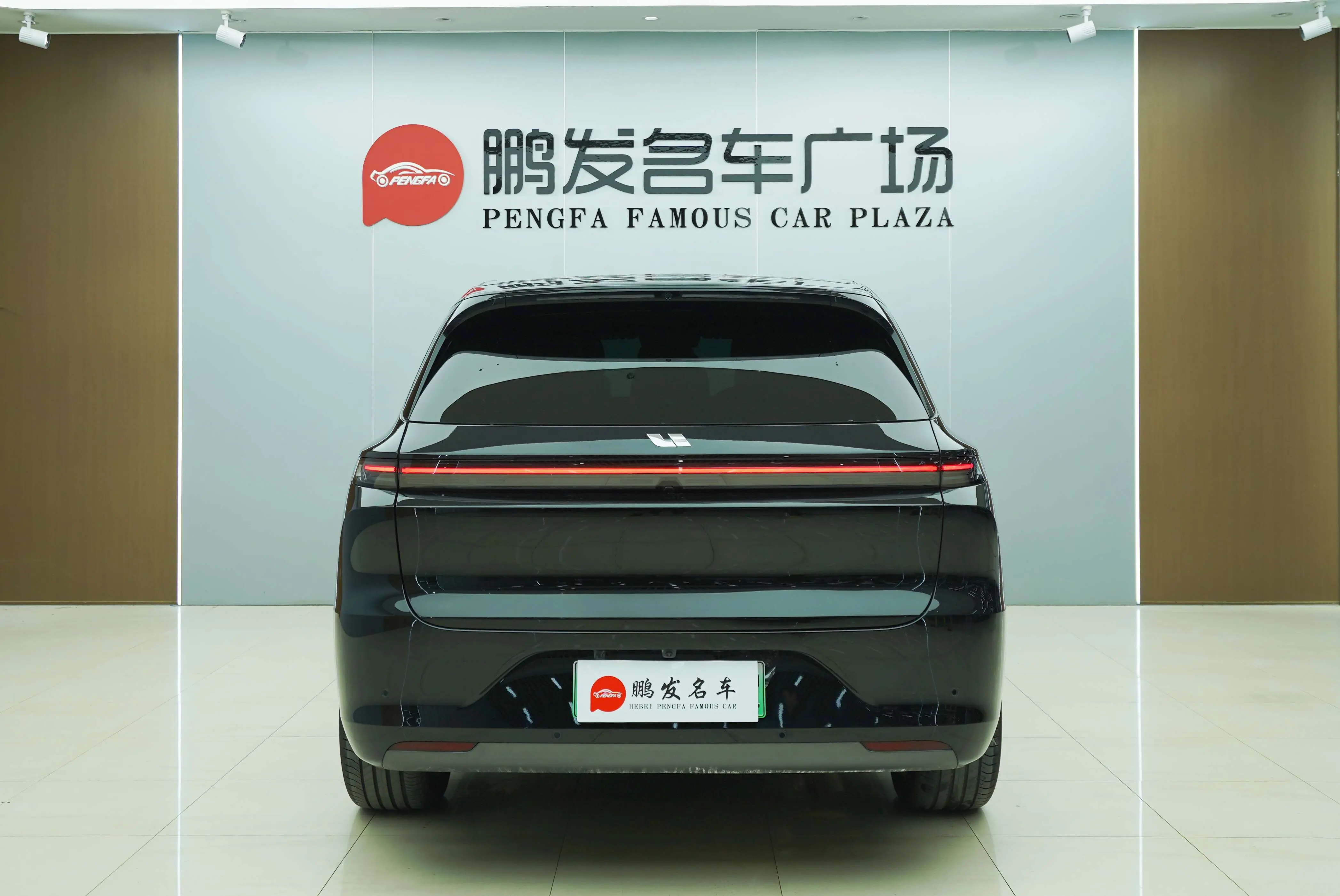 Li L6 (Ideal L6)  из Китая