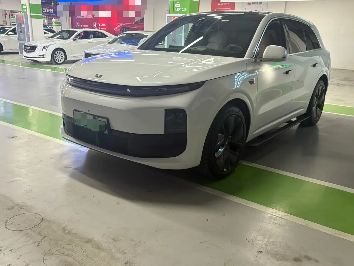 Li L6 (Ideal L6)  из Китая