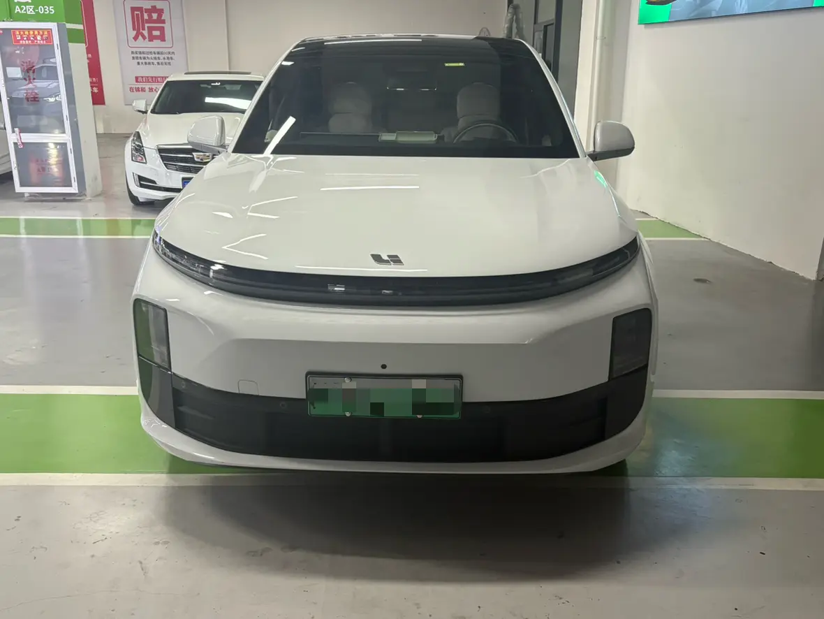 Li L6 (Ideal L6)  из Китая