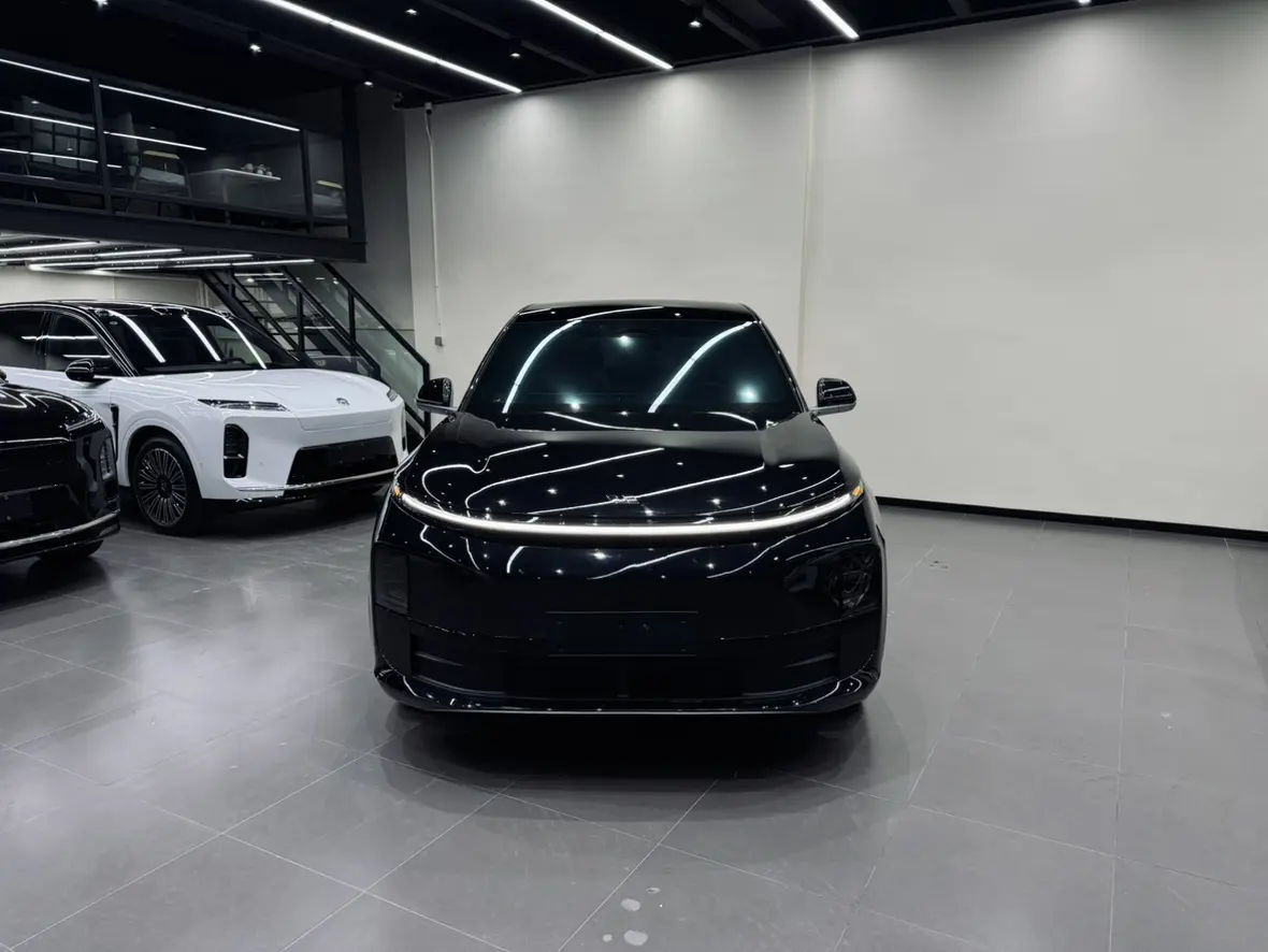 Li L6 (Ideal L6)  из Китая