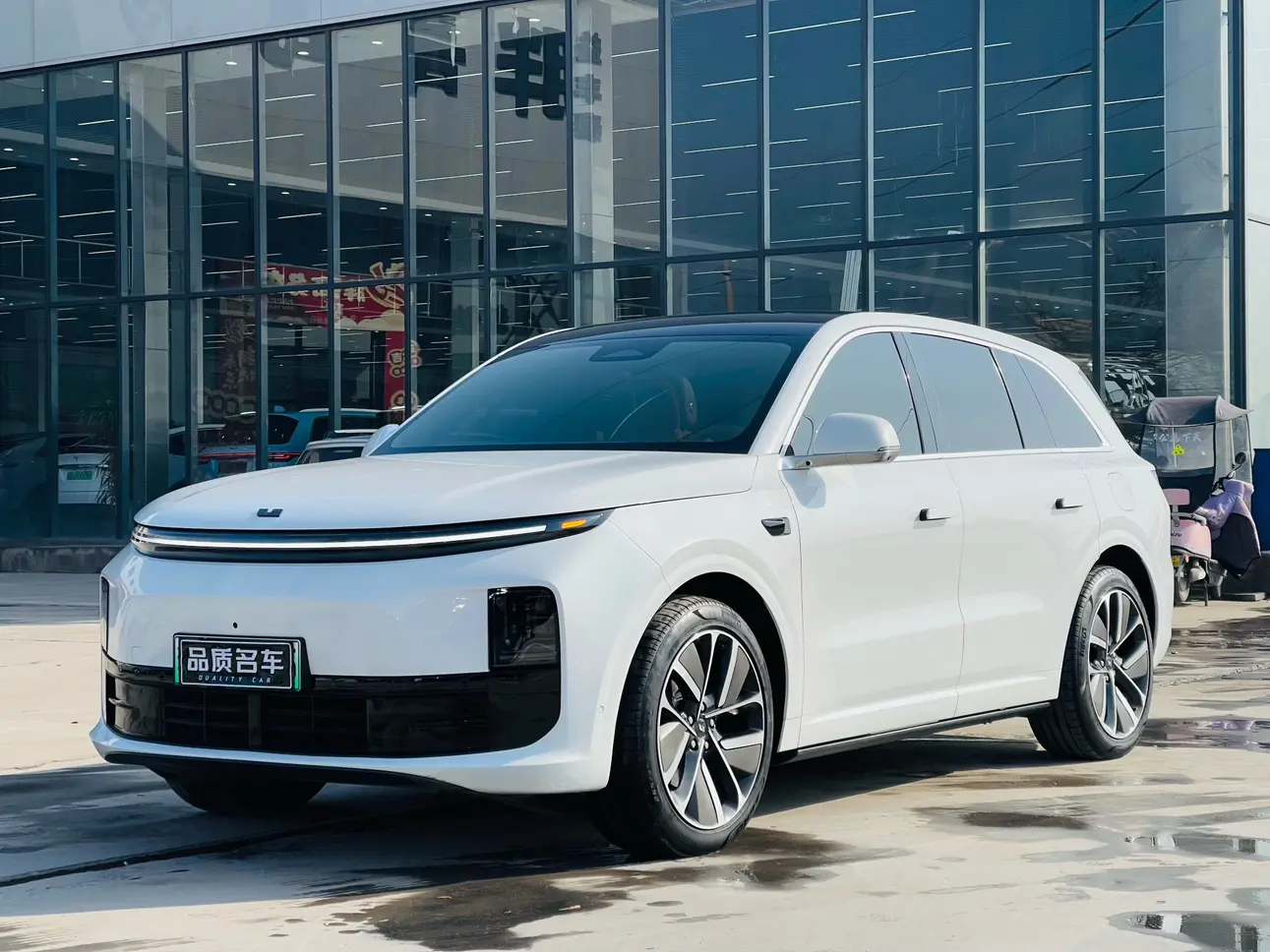 Li L6 (Ideal L6)  из Китая