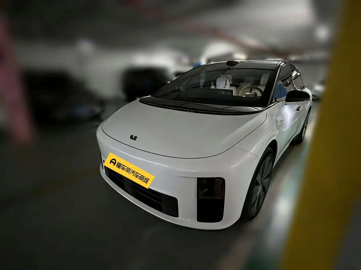 Li Ideal i6  из Китая