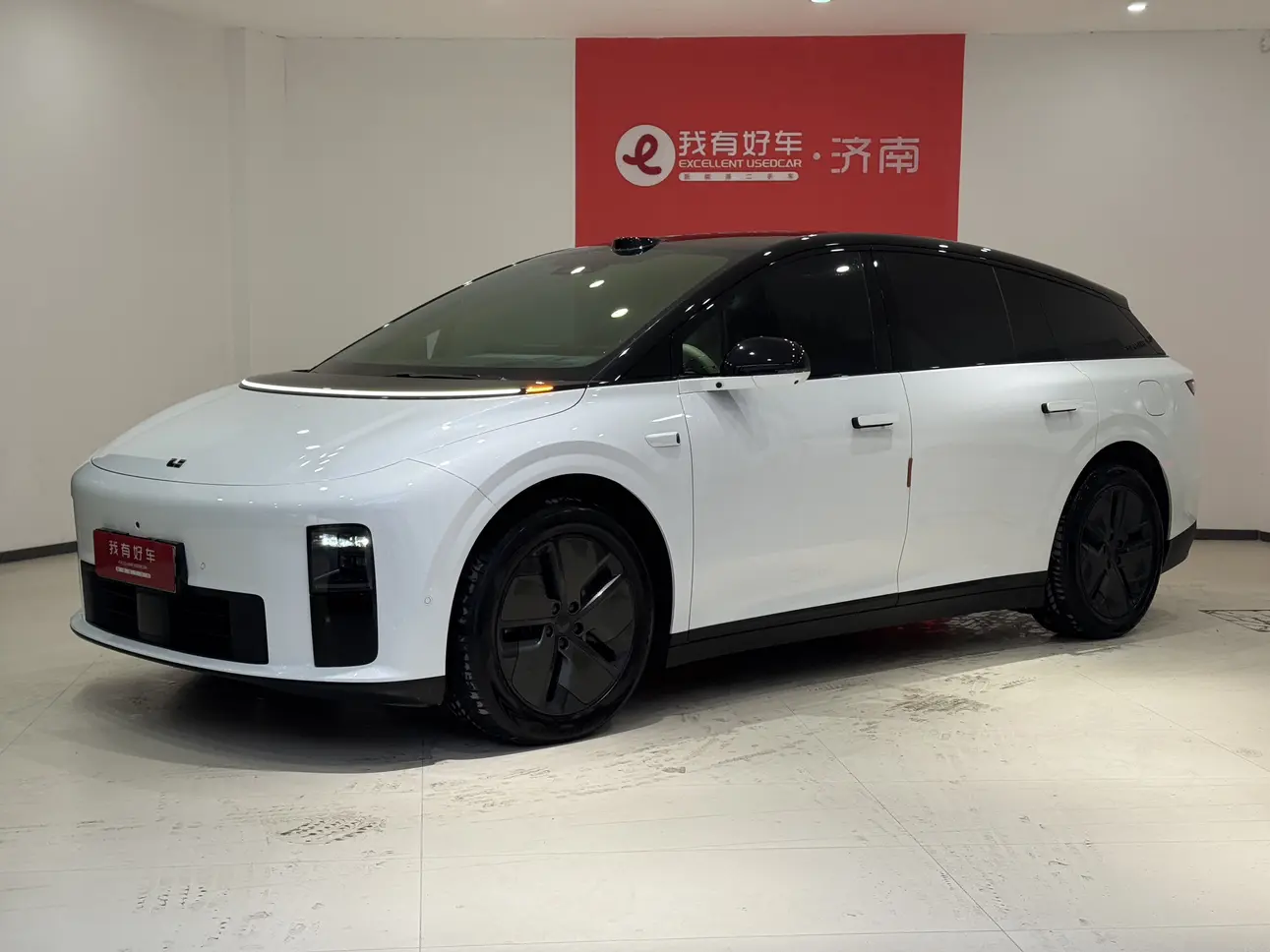 Li Ideal i6  из Китая