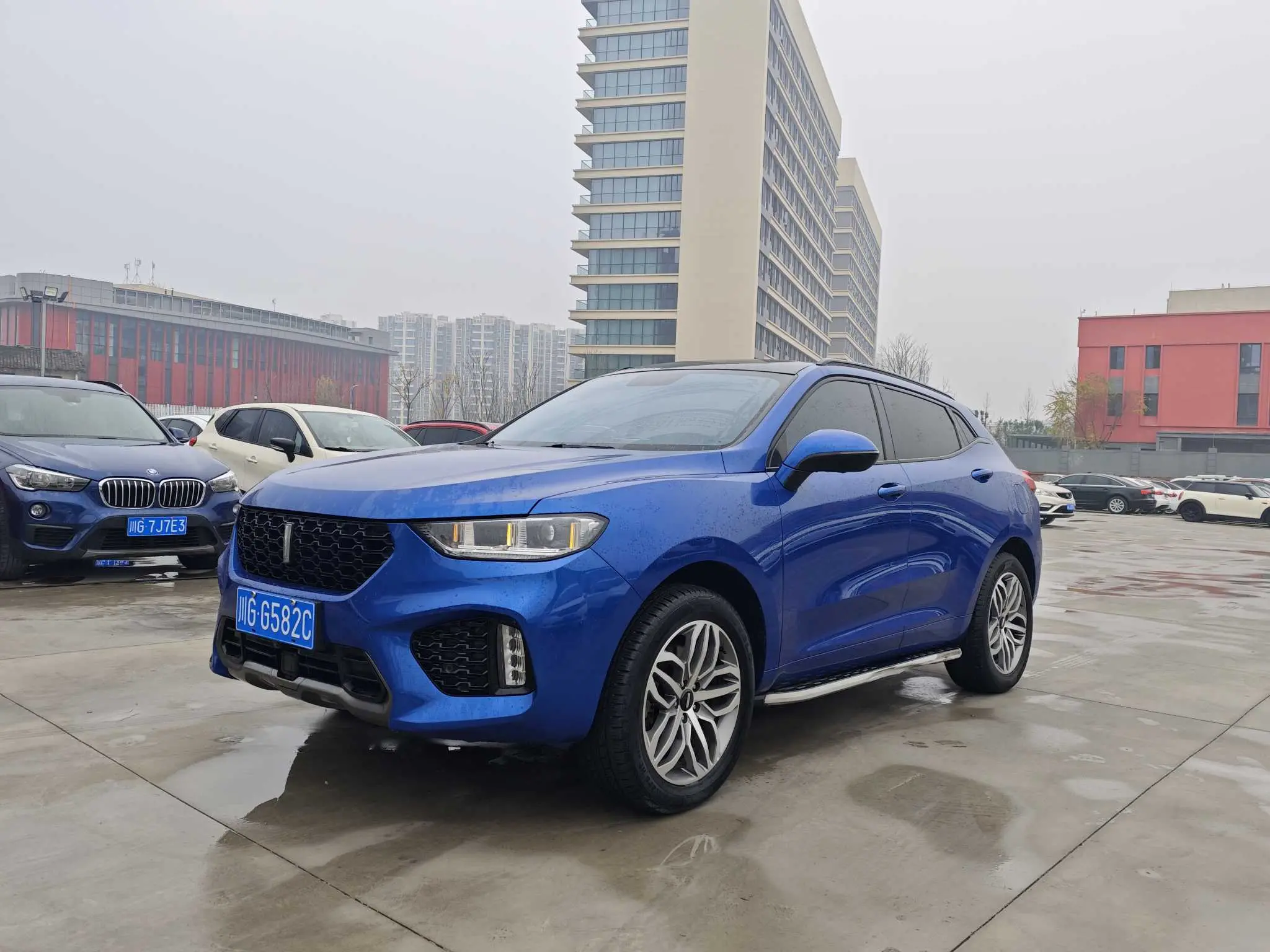 Wey Wei brand VV5