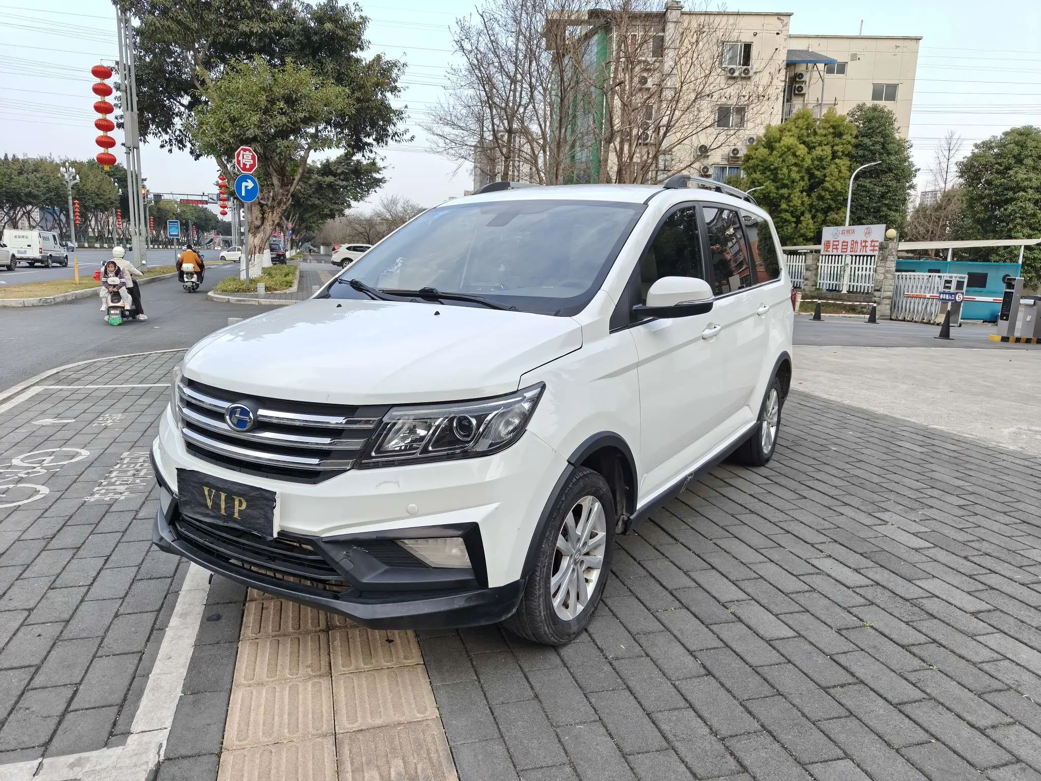 BAIC Changhe M70  из Китая