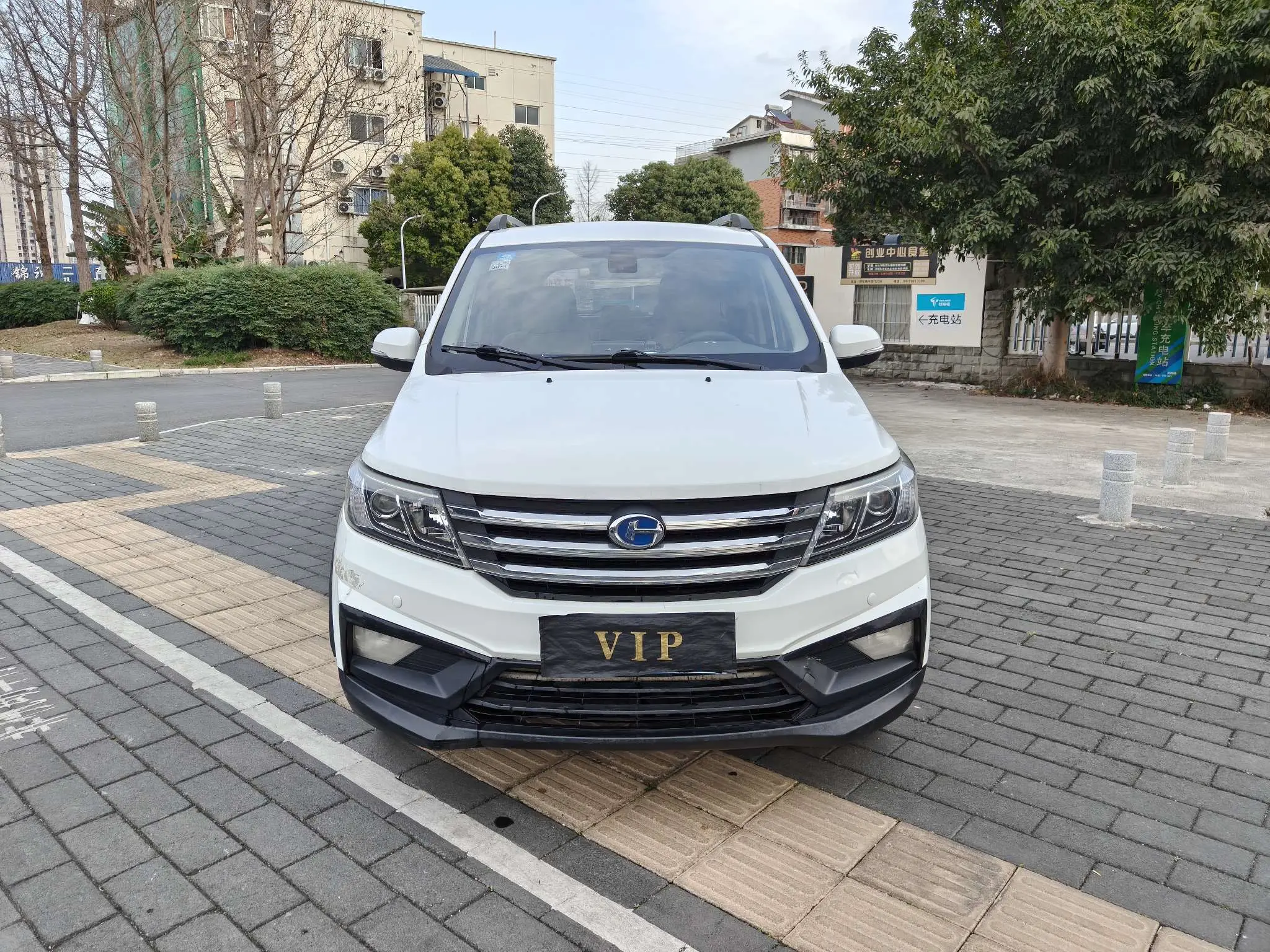 BAIC Changhe M70  из Китая