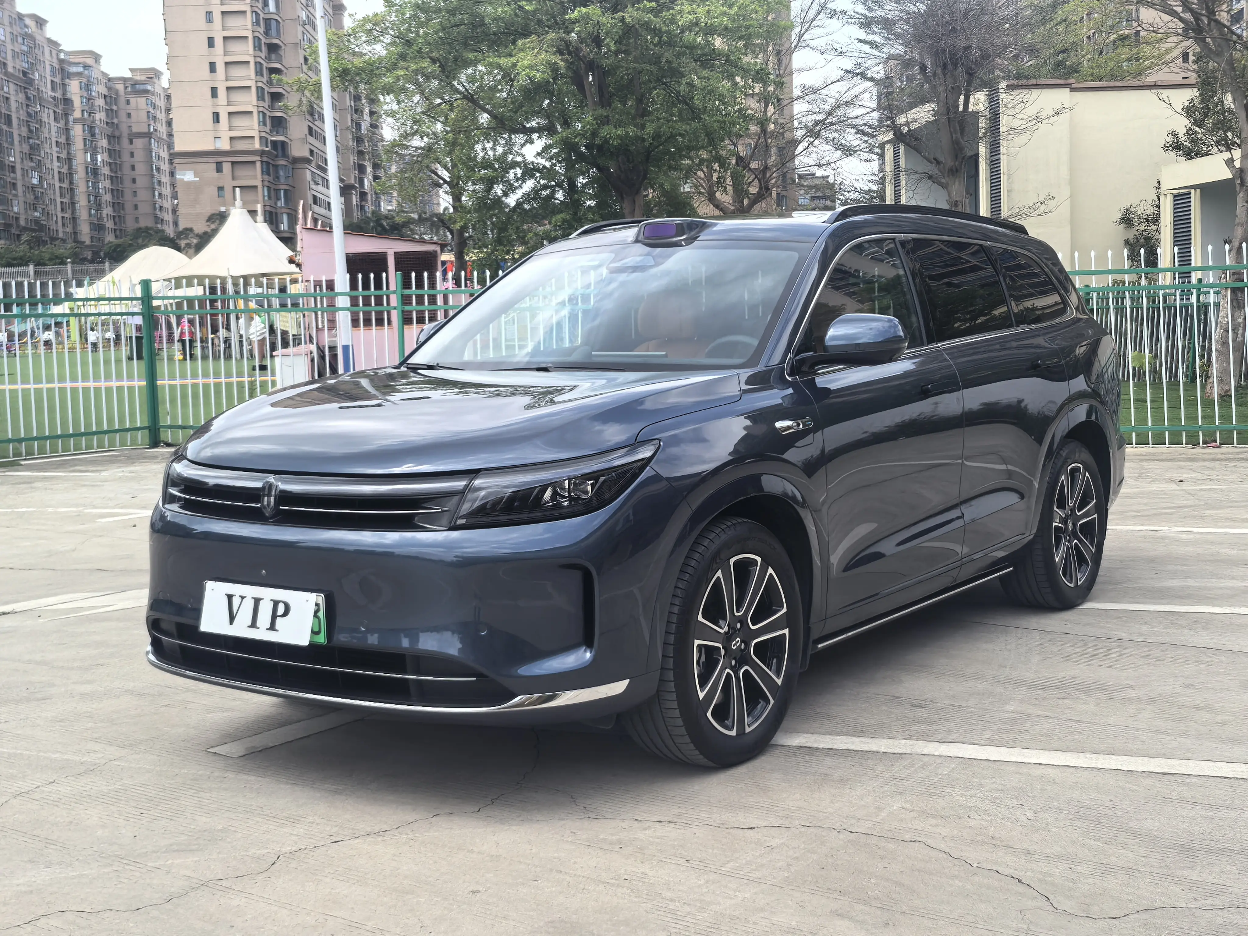 AITO M7