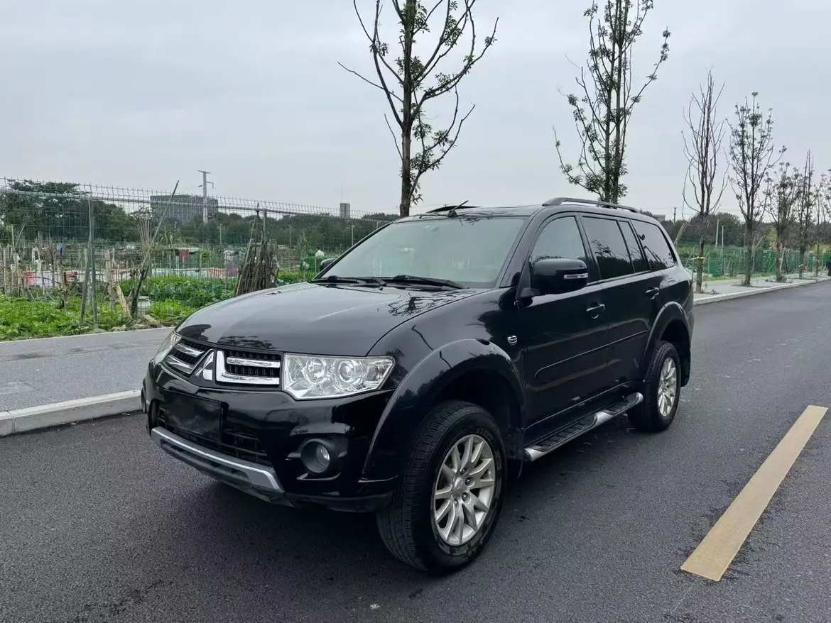 Mitsubishi Pajero Jinchang