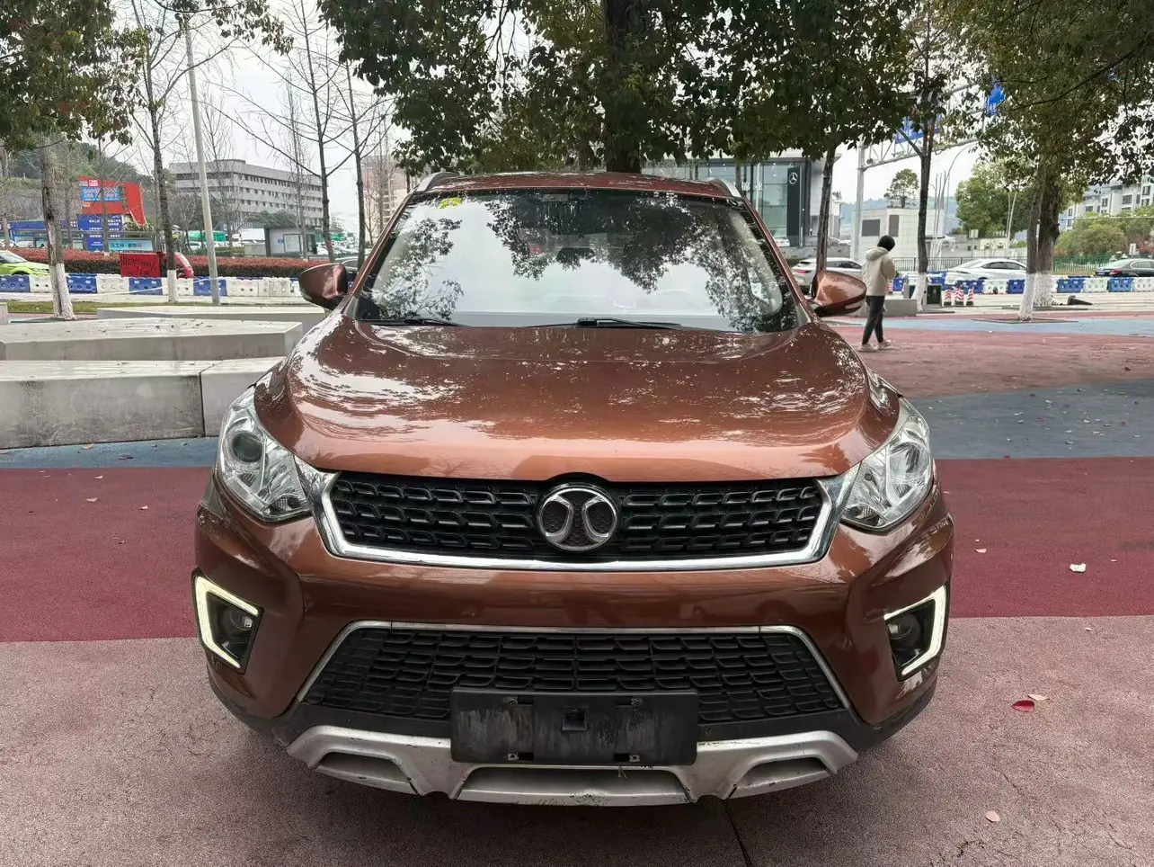 BAIC Shenbao X35  из Китая
