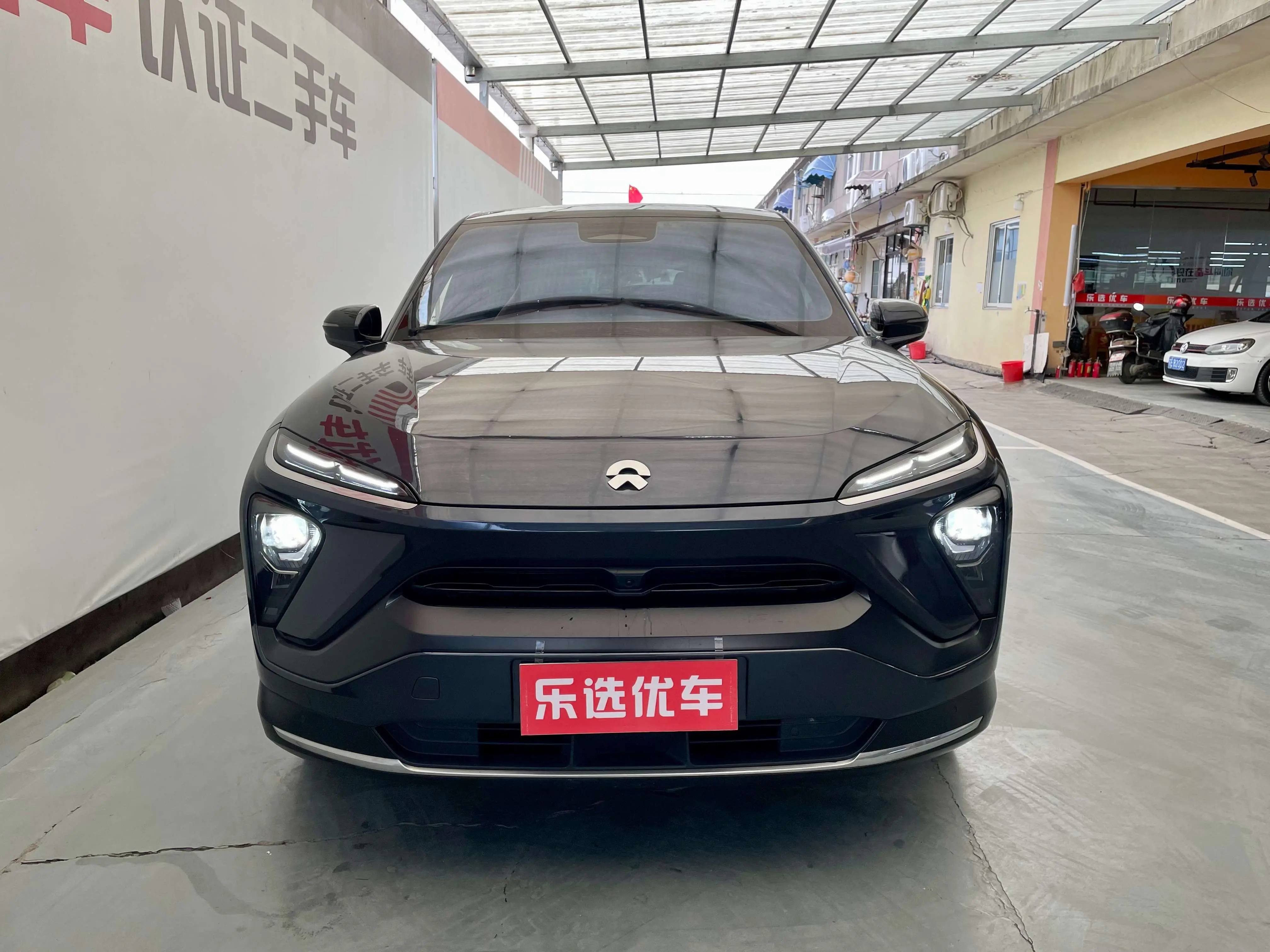 NIO EC6  из Китая