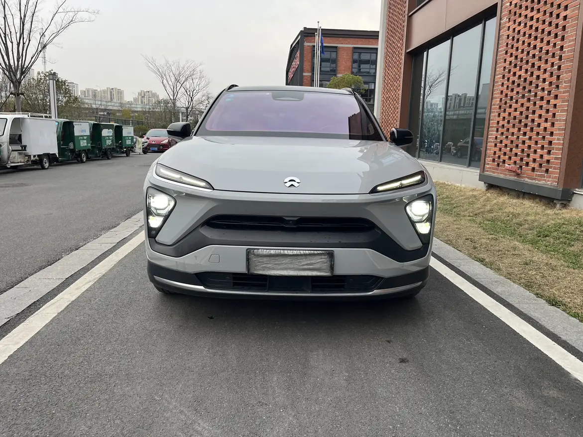 NIO ES6  из Китая