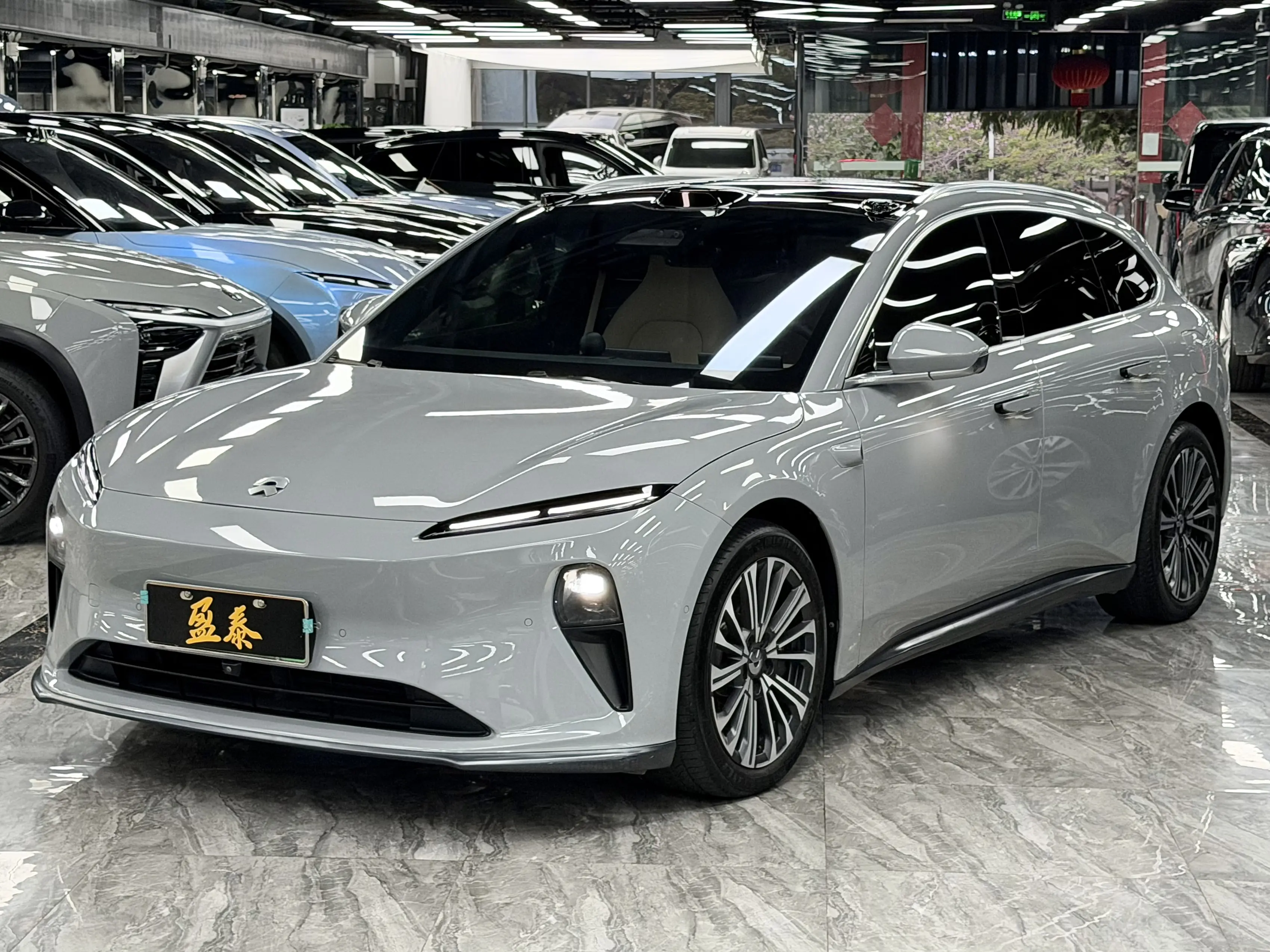 NIO ET5T  из Китая