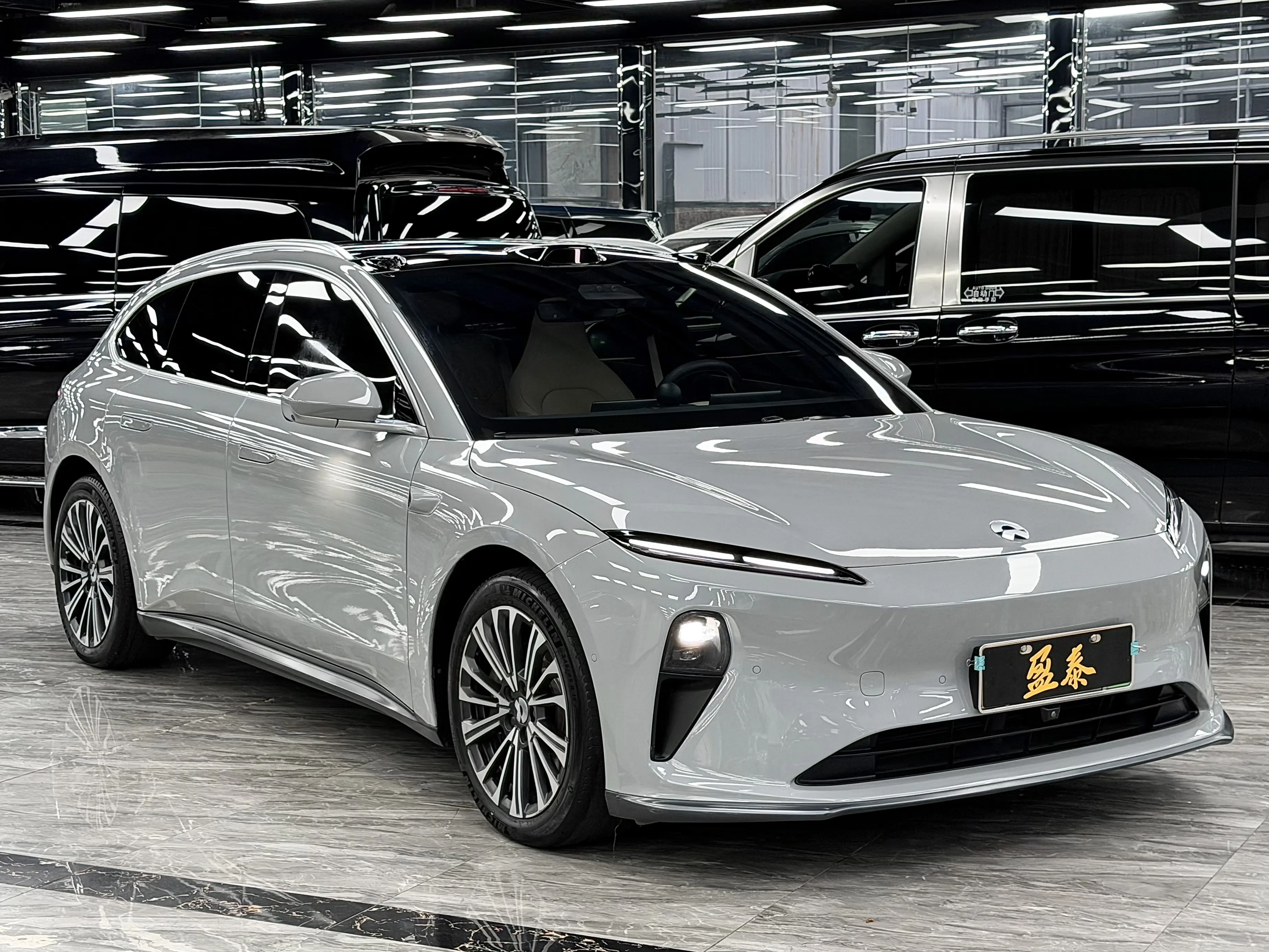 NIO ET5T  из Китая