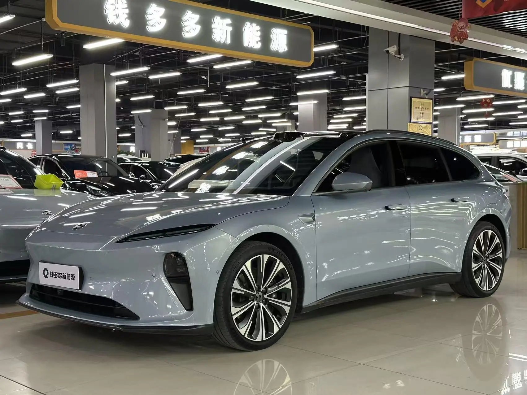 NIO ET5T  из Китая